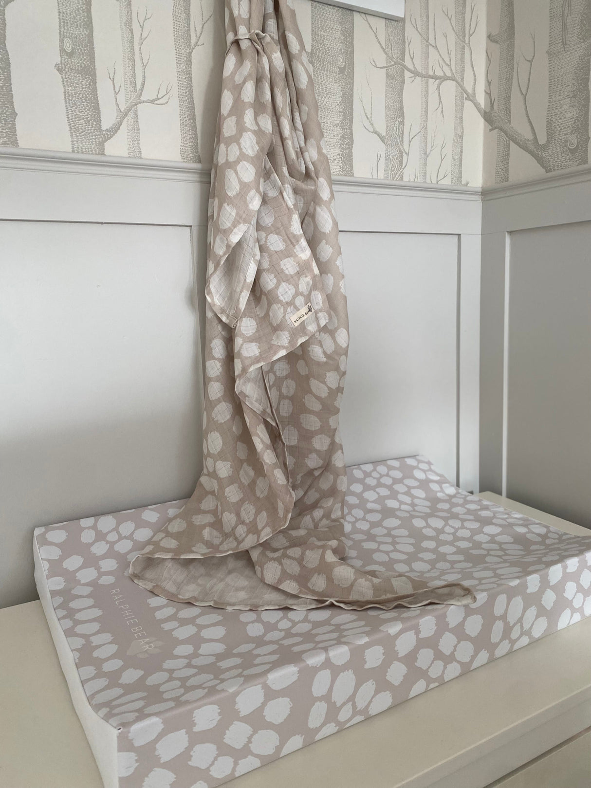 Scallop Large Swaddle Muslin