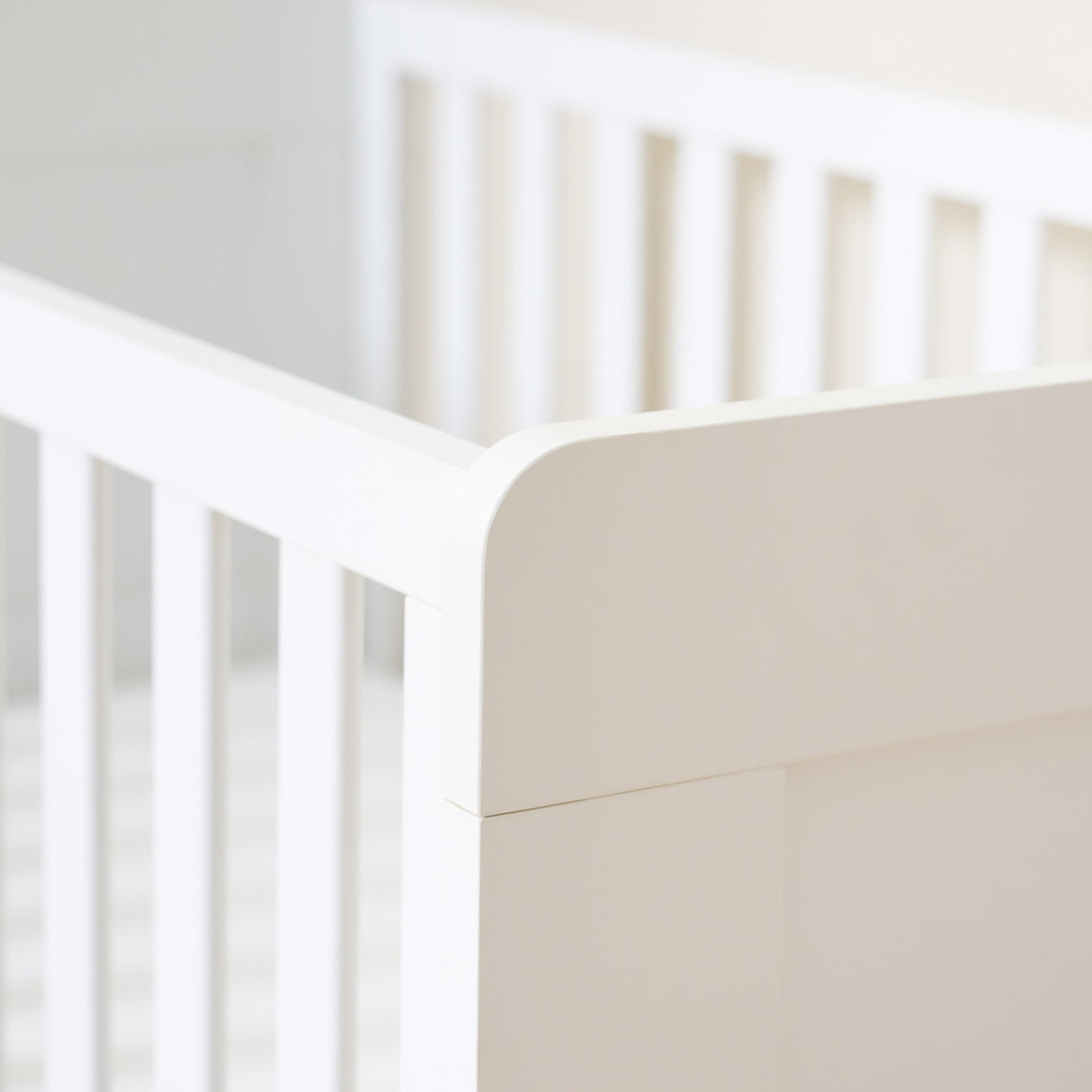 Tutti Bambini Alba Mini Cot Bed - White