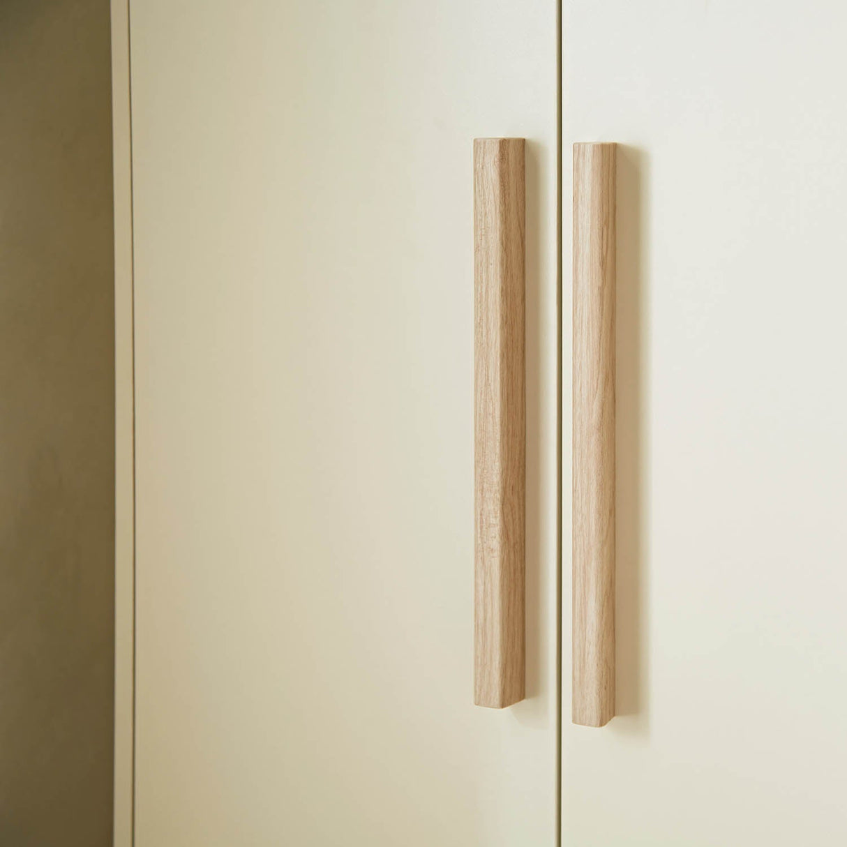 CuddleCo Harper Wardrobe - Cream & Ash