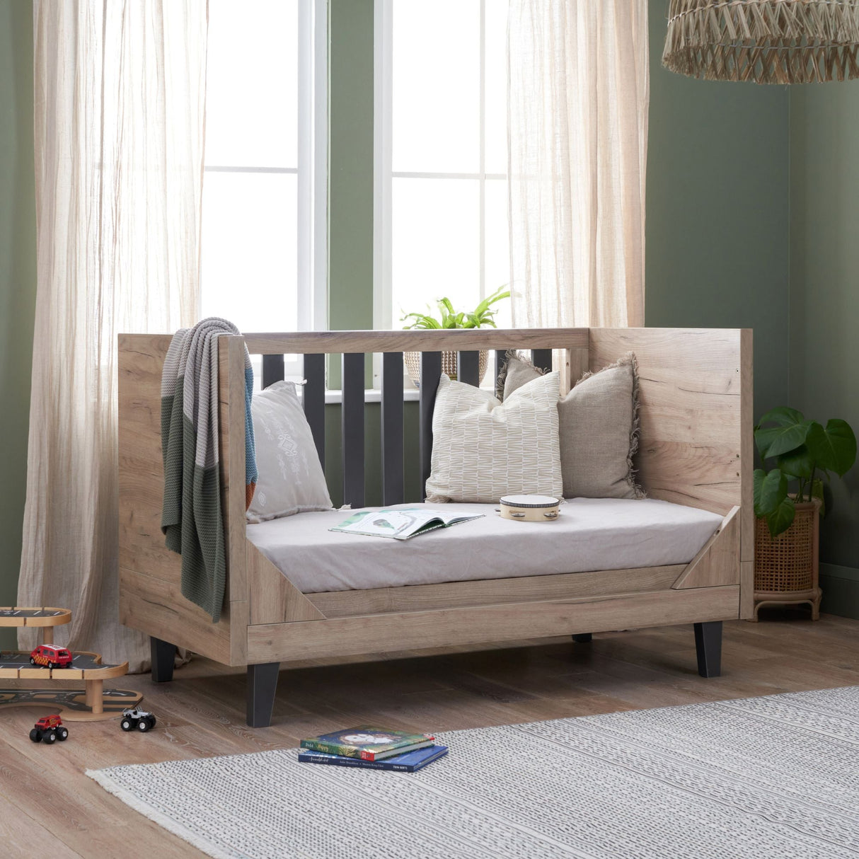 Tutti Bambini Como Cot Bed - Distressed Oak & Slate Grey