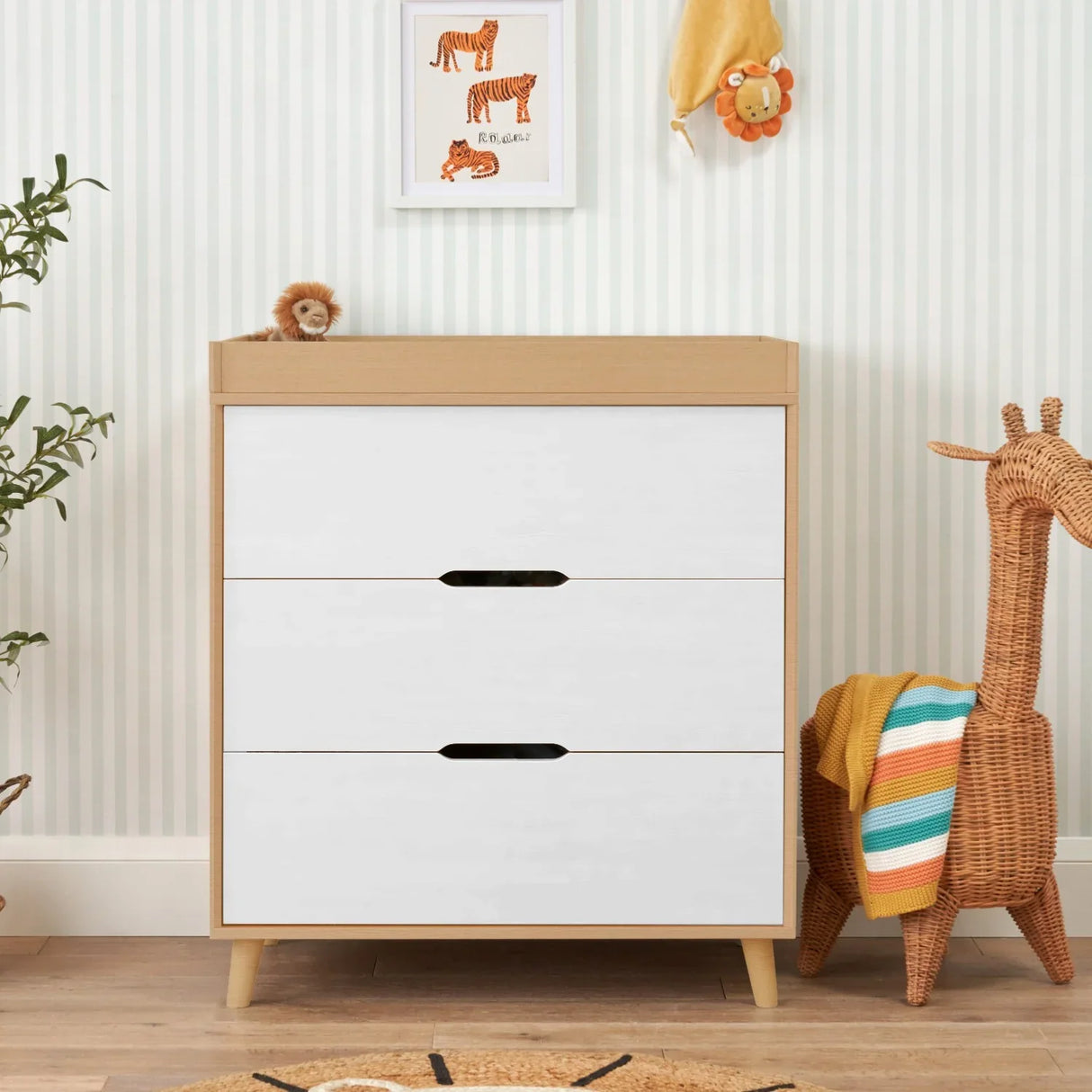 Tutti Bambini Hygge Mini 2 Piece Room Set - White/Light Oak