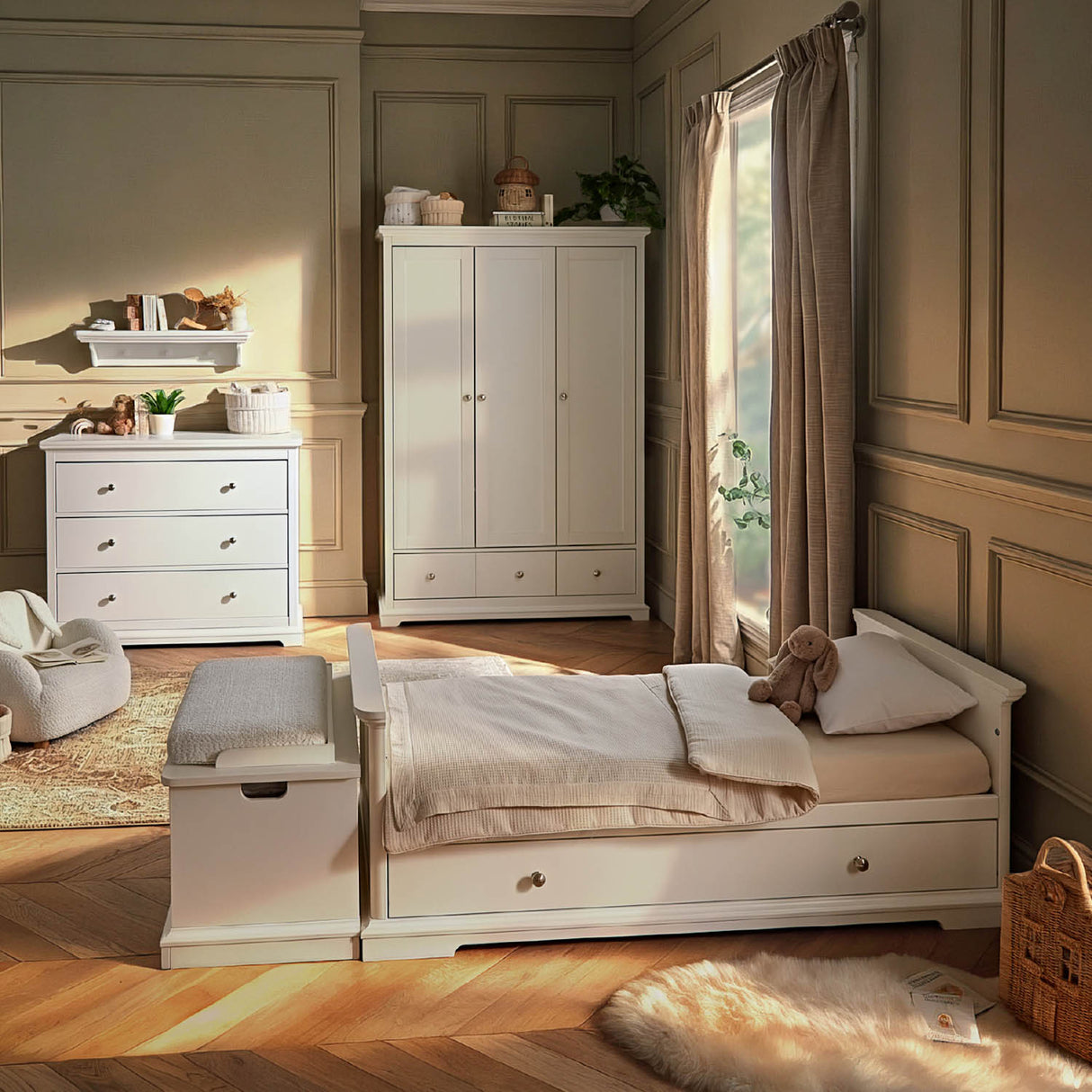 CuddleCo Beaumont 3 Piece Nursery Furniture Set - White