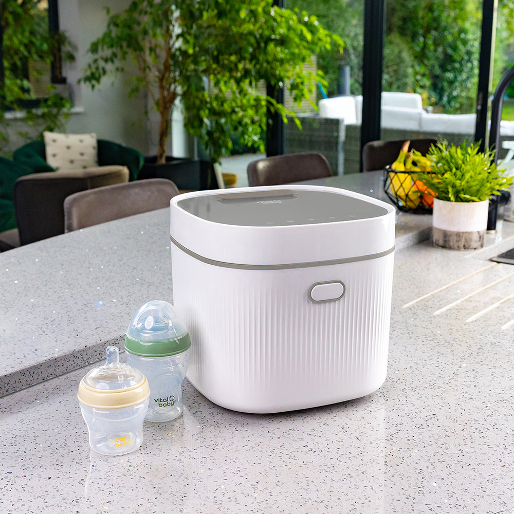 Vital Baby Nurture Advanced Pro UV Steriliser & Dryer Arctic White