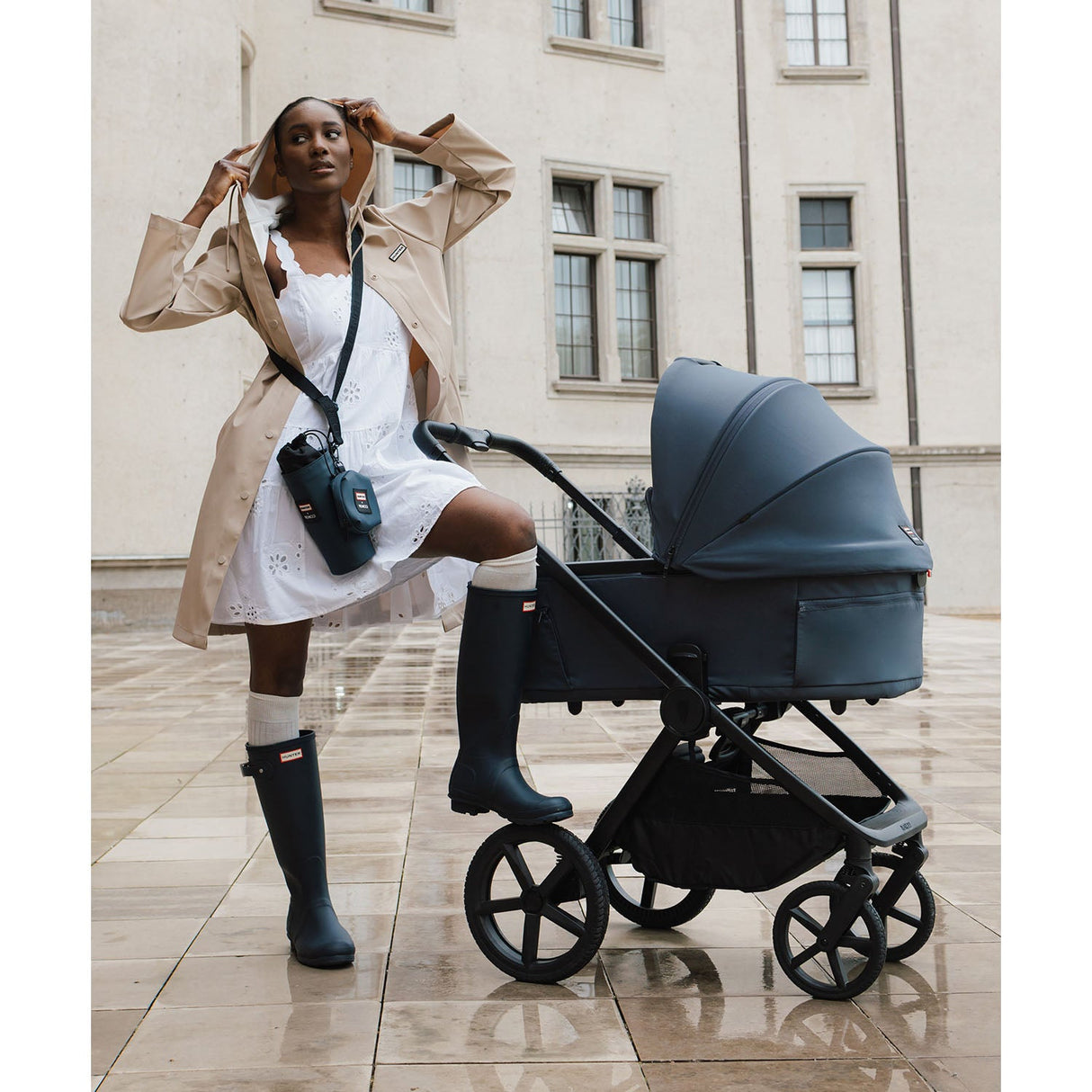 Venicci x Hunter Upline 3 Luxury 4in1 Tiago Car Seat & 360 Base Bundle - Navy