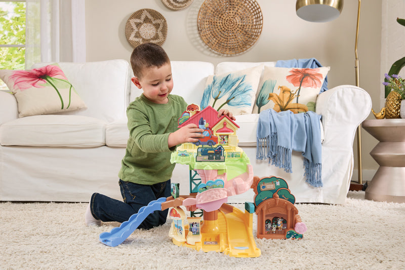 VTech Toot-Toot DriversĀ® Bluey Road Trip Play Set