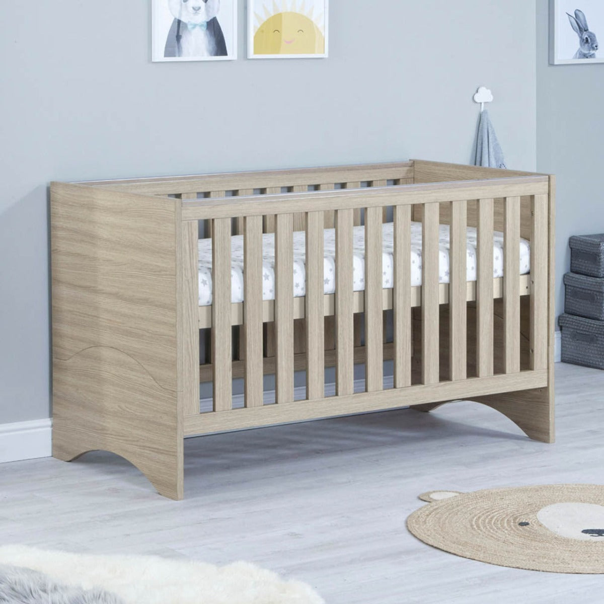 Babymore Veni Cot Bed - Oak
