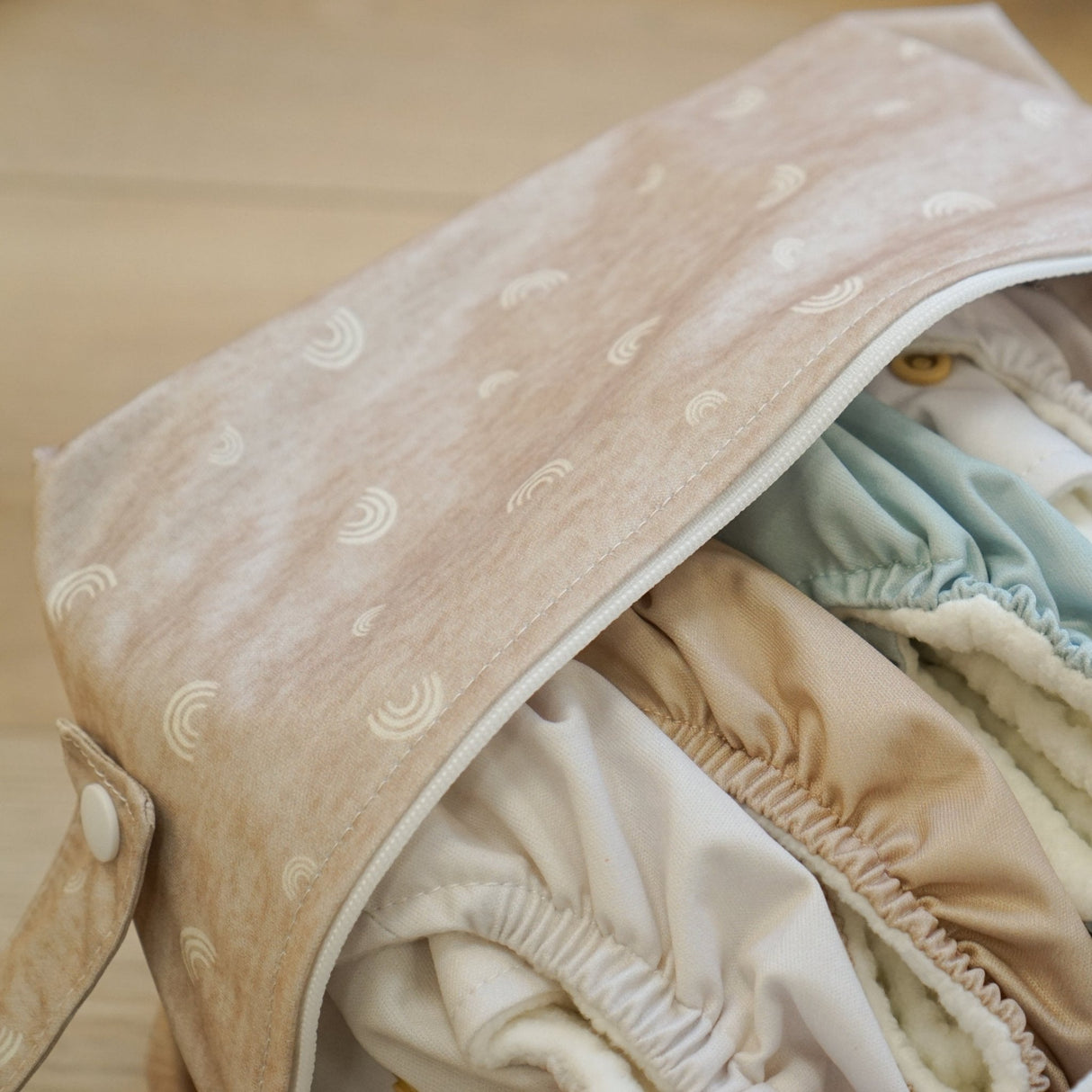 Cloth Nappy Pod - Rainbow Oatmeal