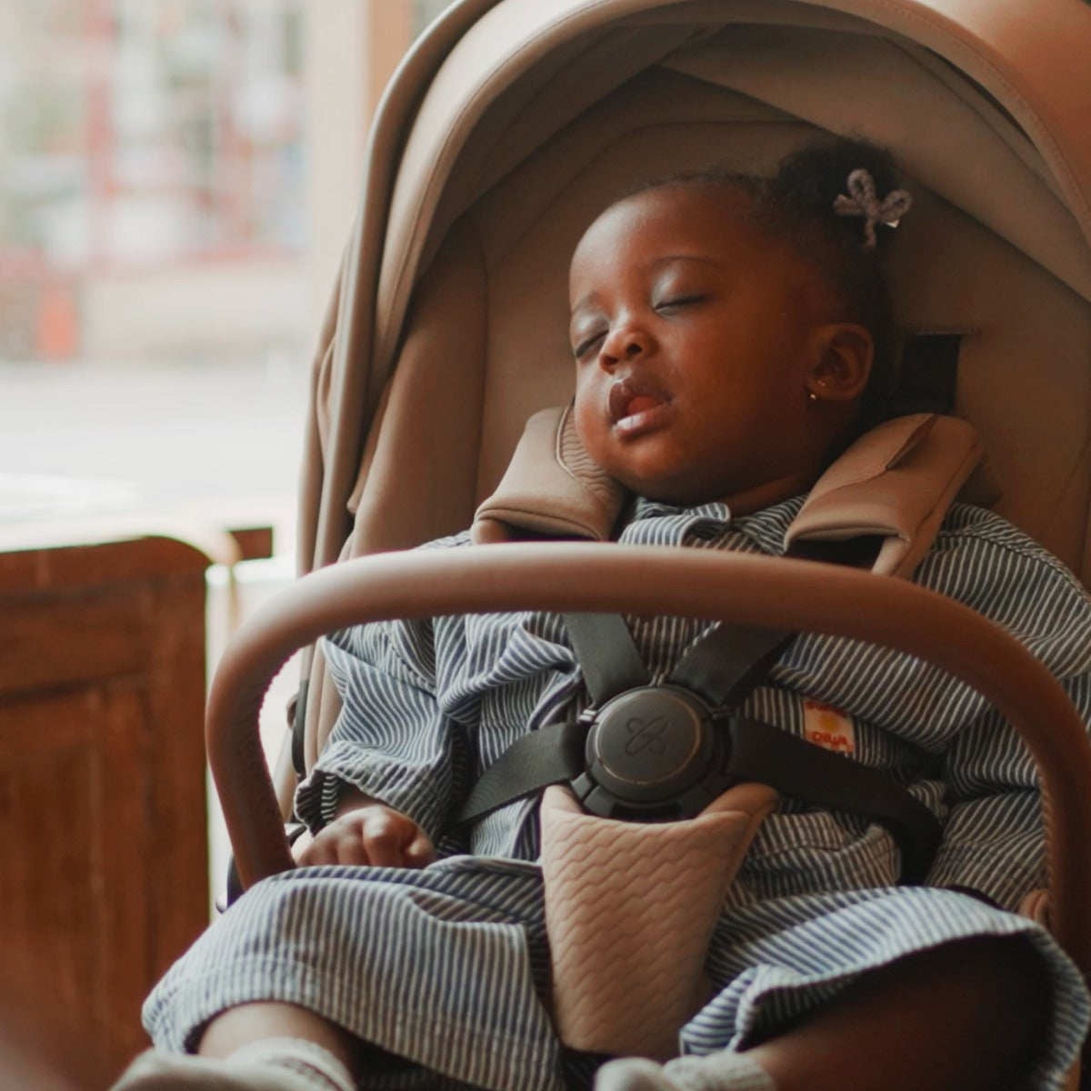 Silver Cross Cove Complete Stroller & Accessory Bundle - Champagne