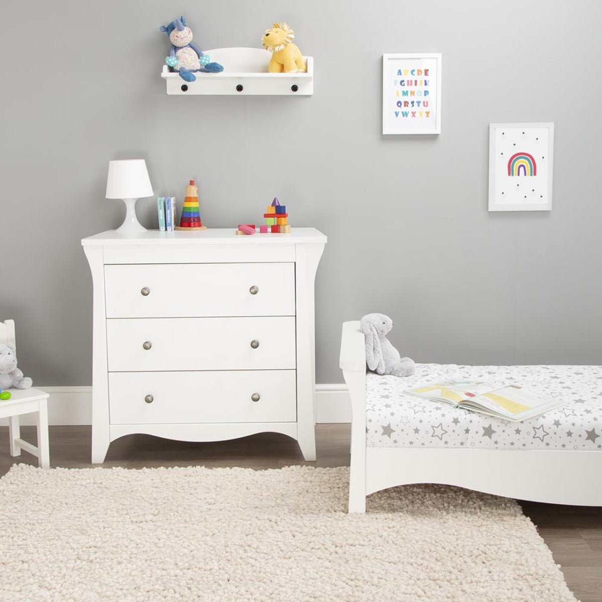 CuddleCo Clara 2 Piece Nursery Furniture Set (Cot Bed & Dresser) - White