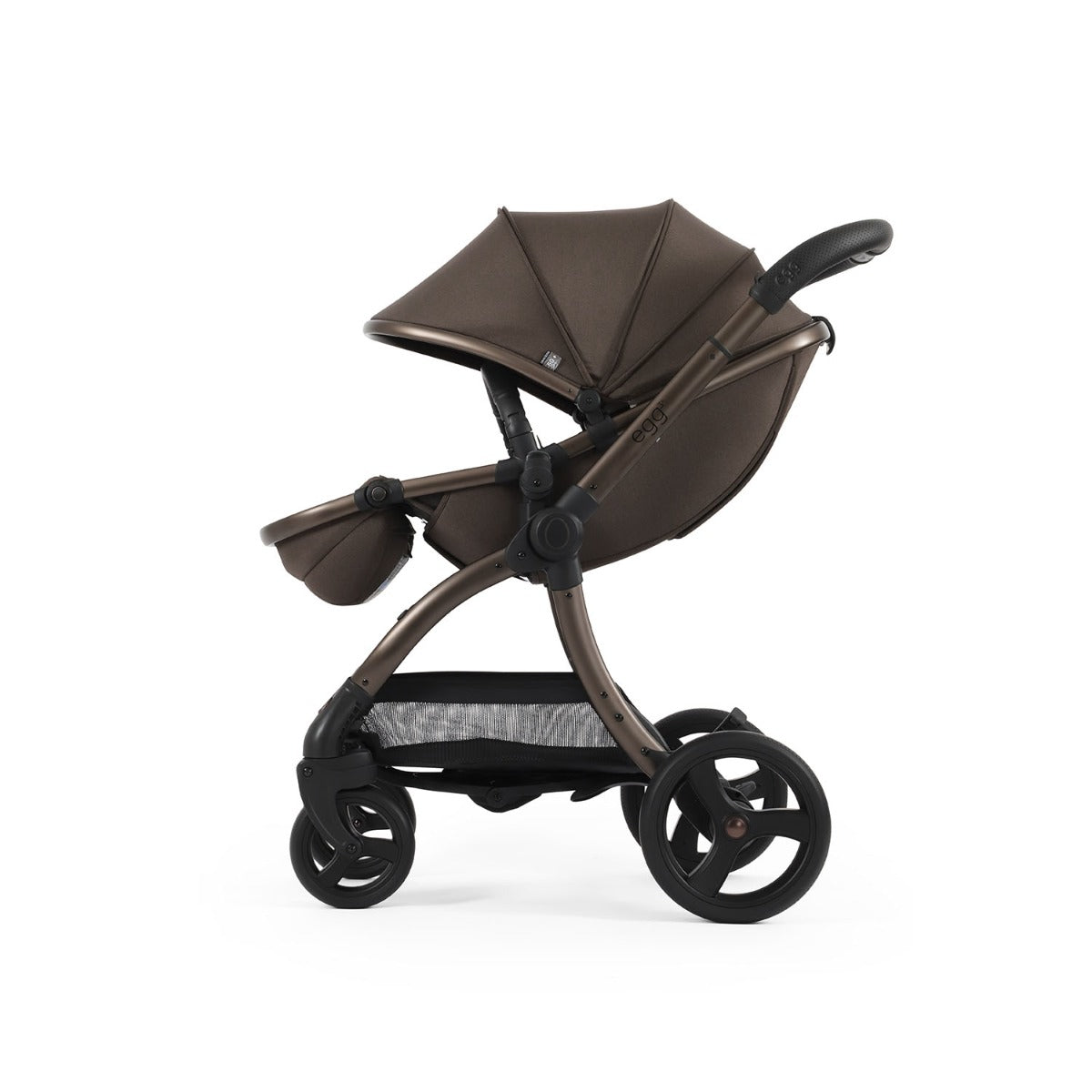 Egg 3 Ultimate Shell 360 Car Seat & Nursery Essentials Bundle - Chocolate Velvet