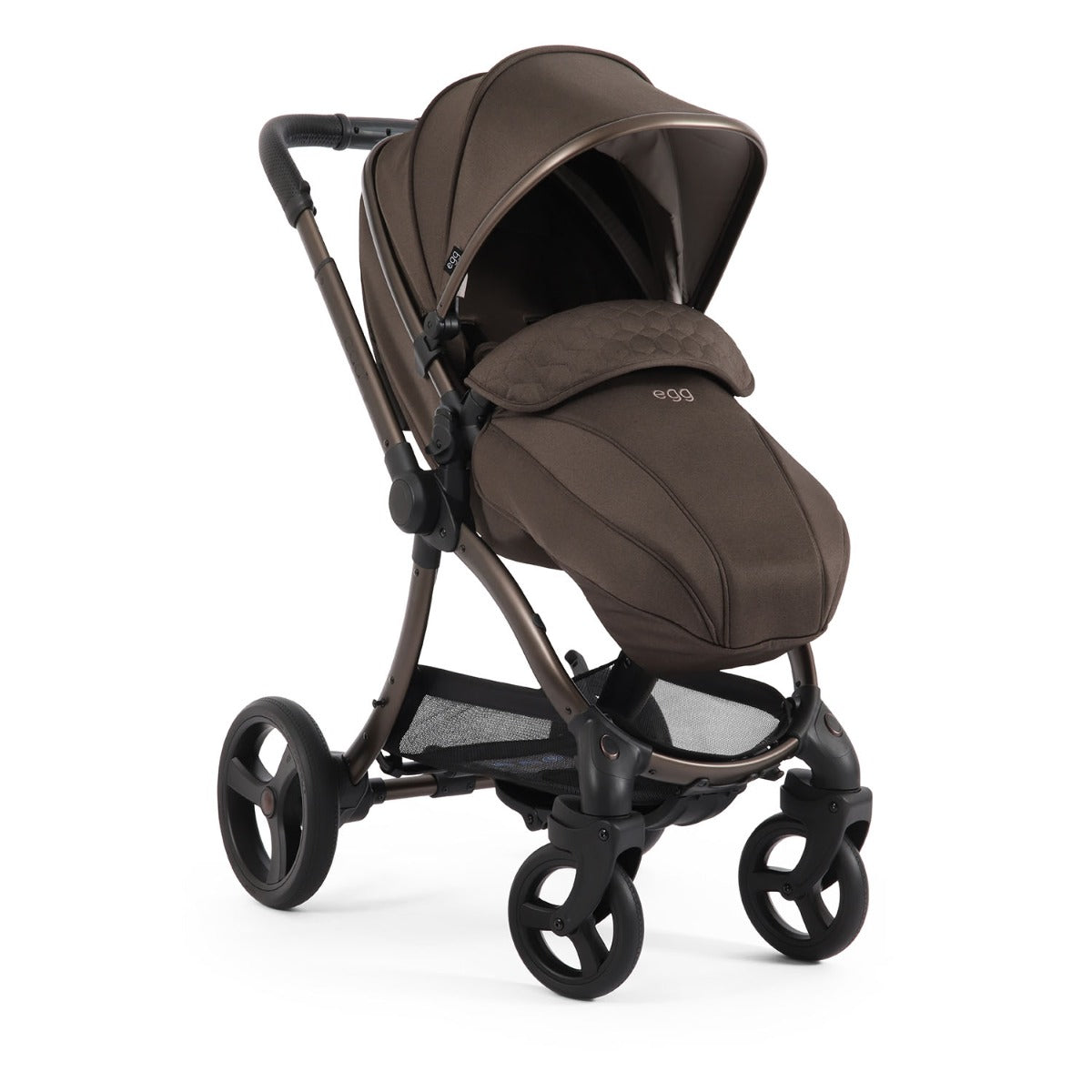 Egg 3 Ultimate Shell 360 Car Seat & Nursery Essentials Bundle - Chocolate Velvet