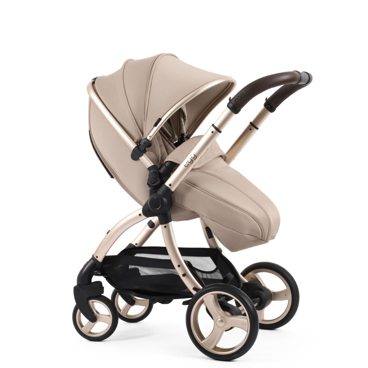 Egg 3 Ultimate Shell 360 Car Seat & Nursery Essentials Bundle - Feather