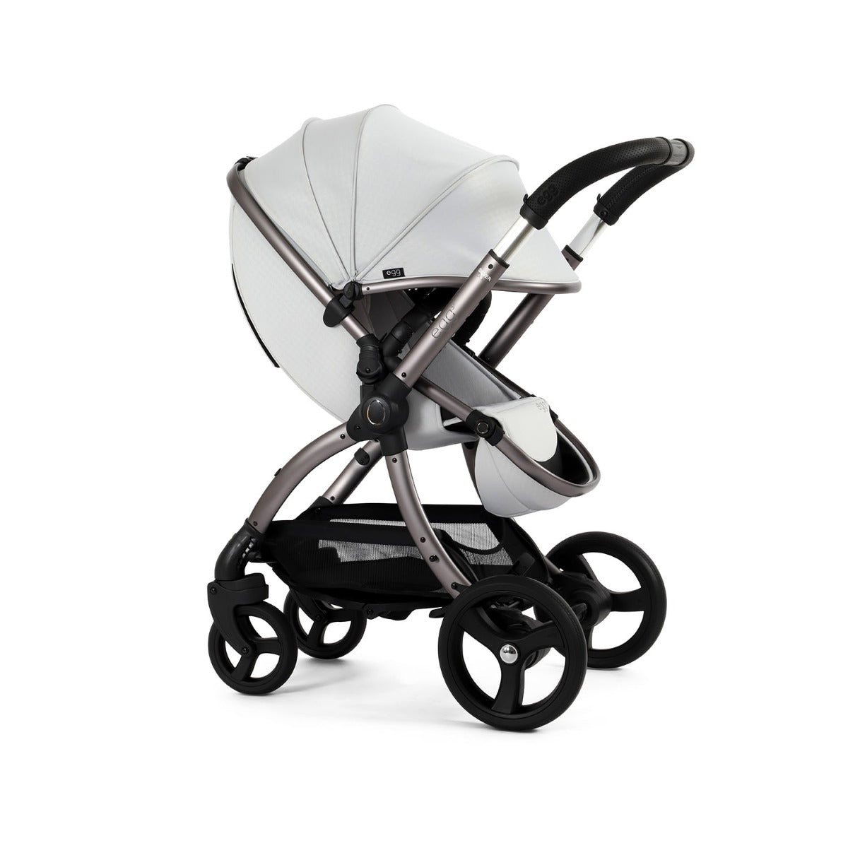 Egg 3 Luxury Maxi-Cosi Cabriofix Special Edition i-Size Travel System Bundle - Houndstooth Silver