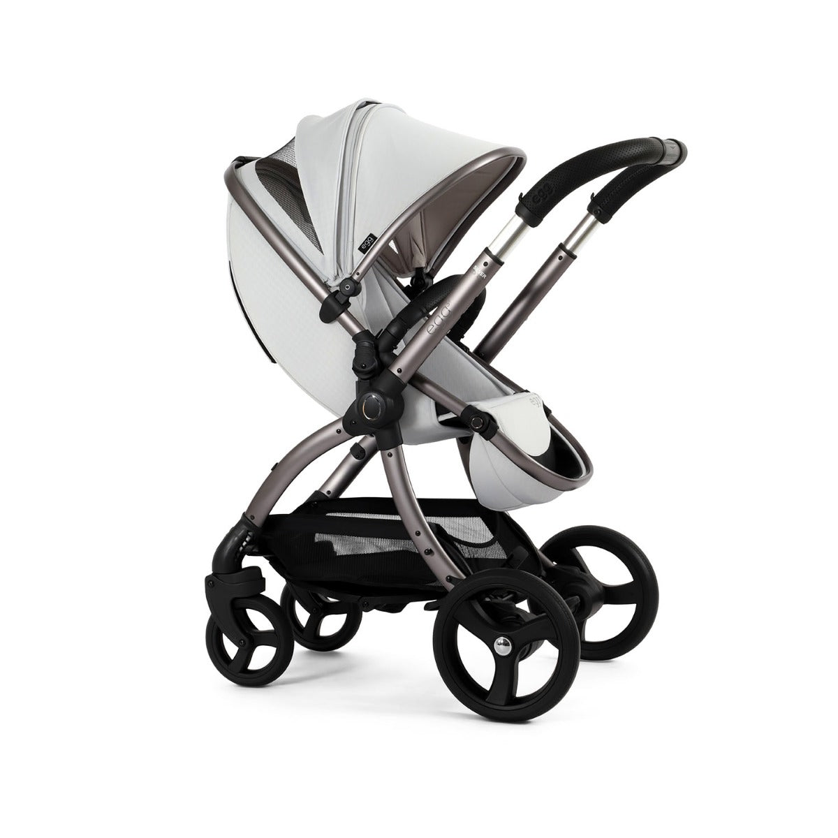 Egg 3 Luxury Maxi-Cosi Cabriofix Special Edition i-Size Travel System Bundle - Houndstooth Silver