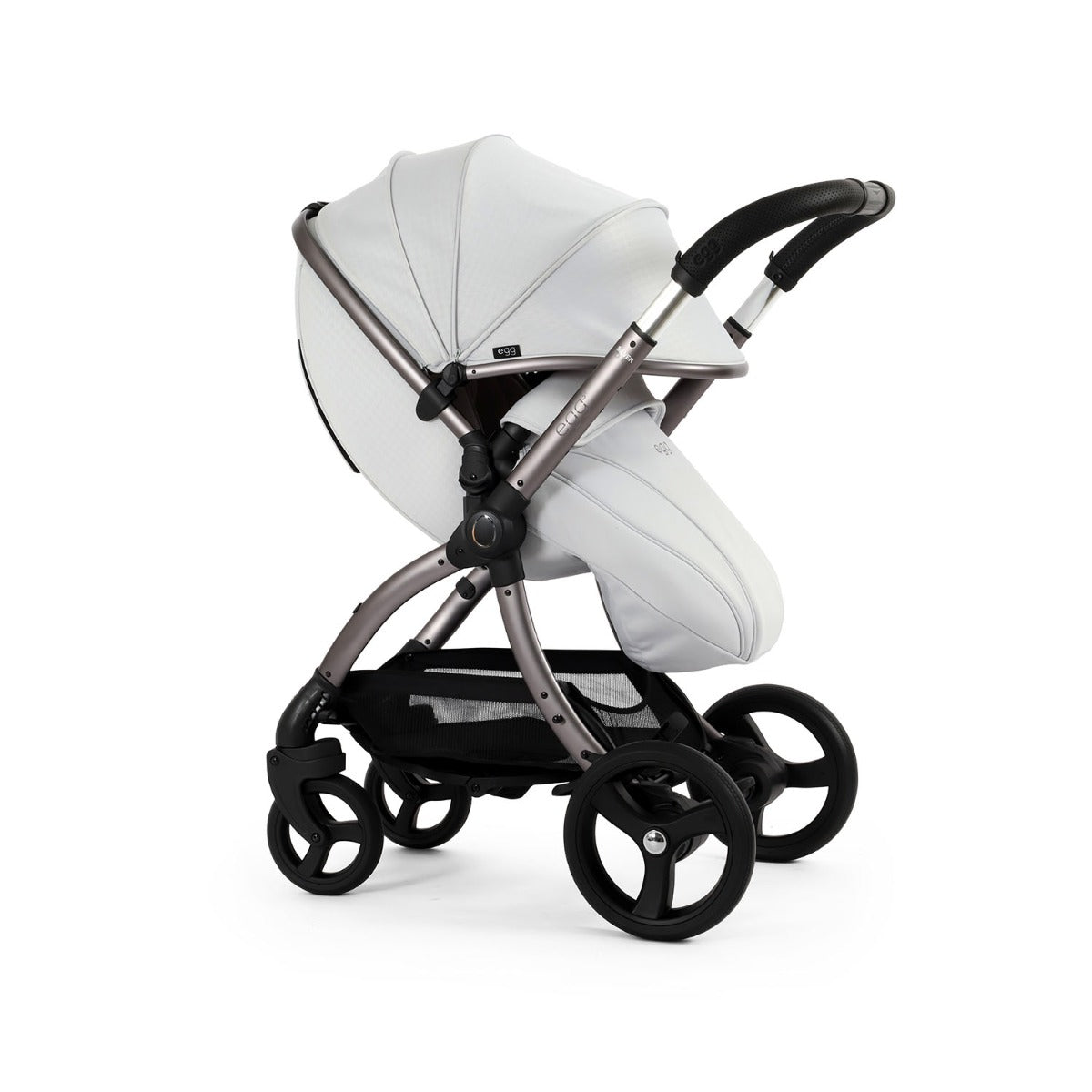 Egg 3 Luxury Cybex Cloud T i-Size Special Edition Travel System Bundle - Houndstooth Silver