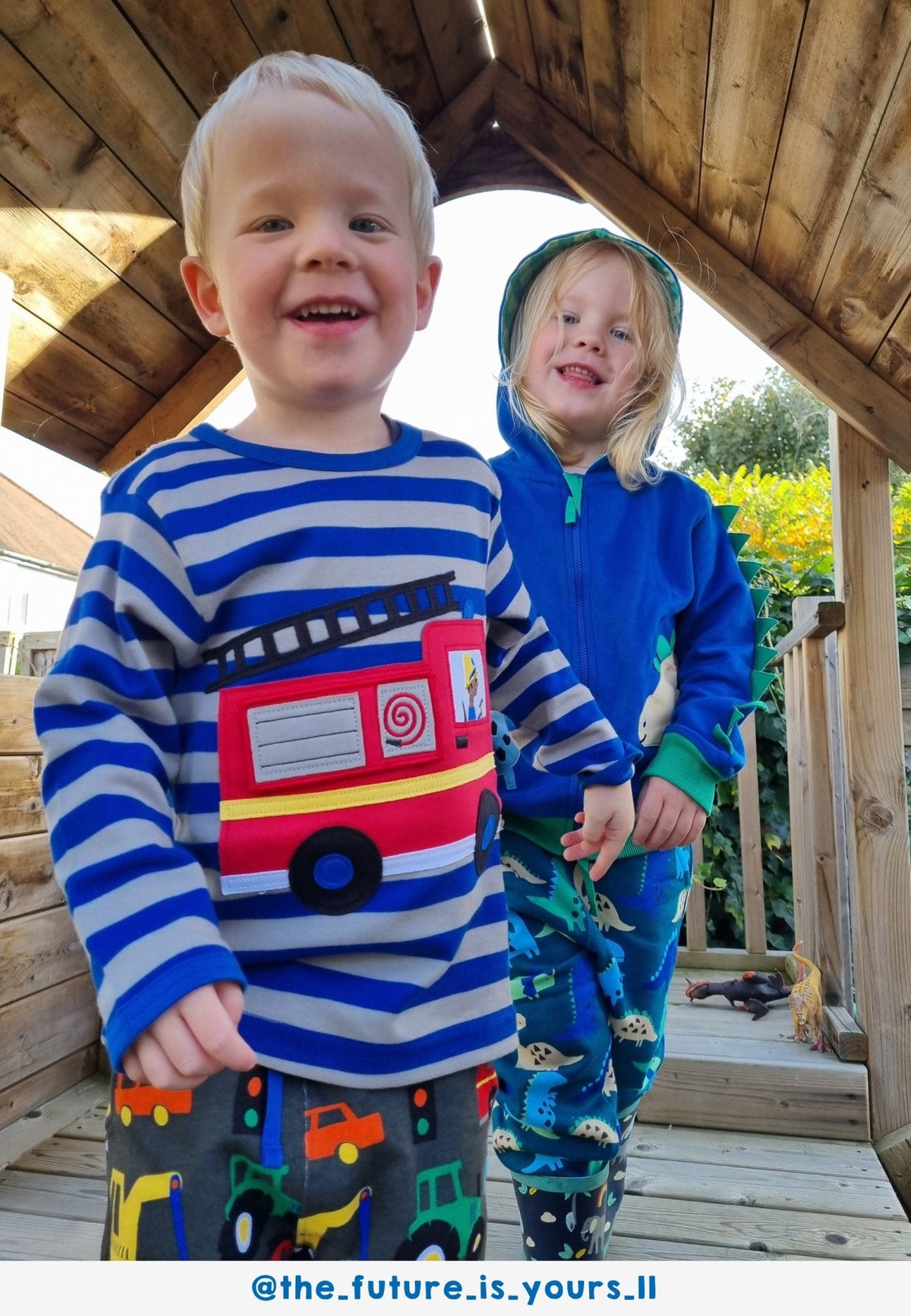 Toby Tiger Organic Blue Fire Engine Applique Long-Sleeved T-Shirt