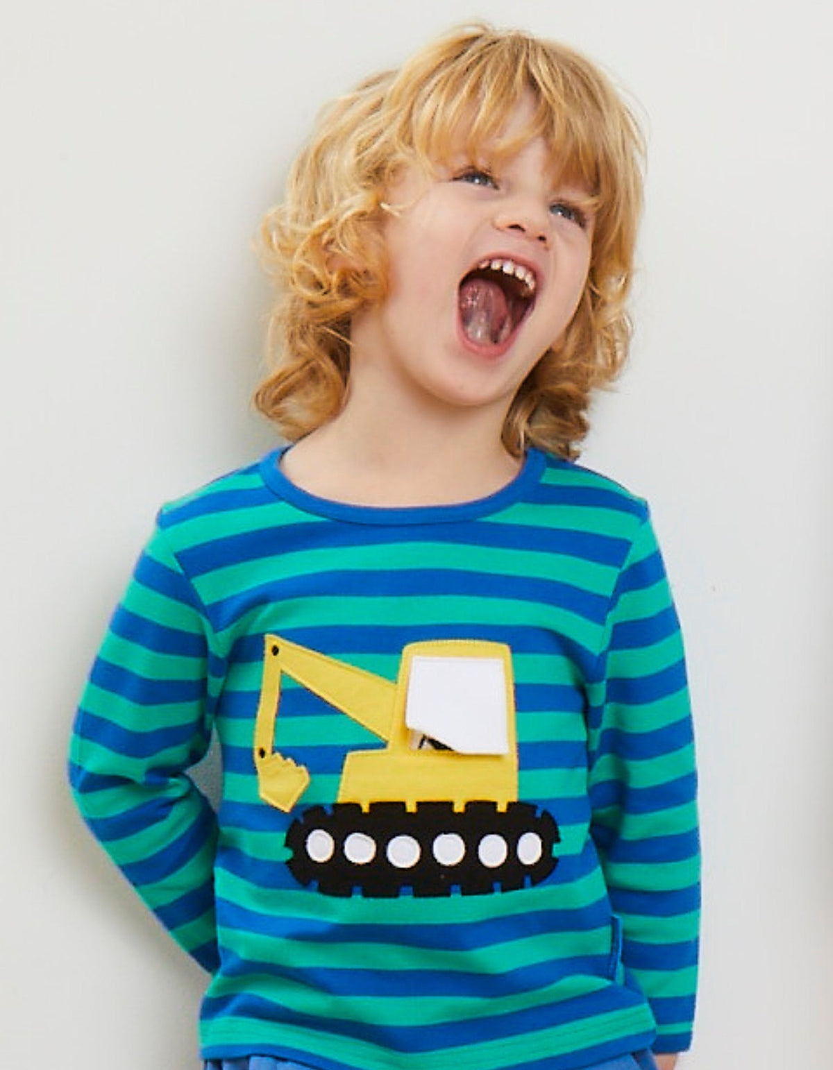 Toby Tiger Organic Digger Applique Long-Sleeved T-Shirt