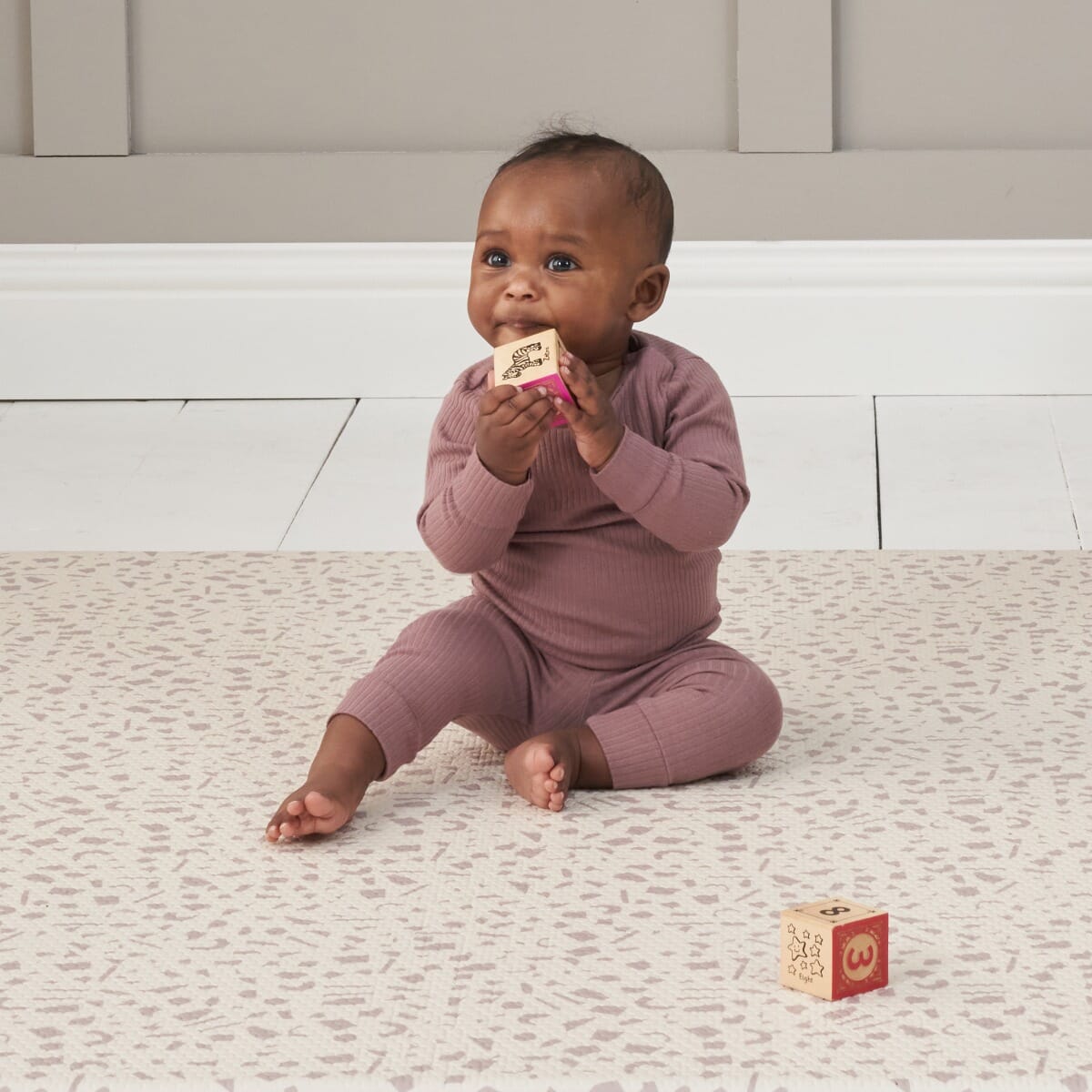 Tutti Bambini Luxury Padded XL Play Mat - Bubble & Terrazzo