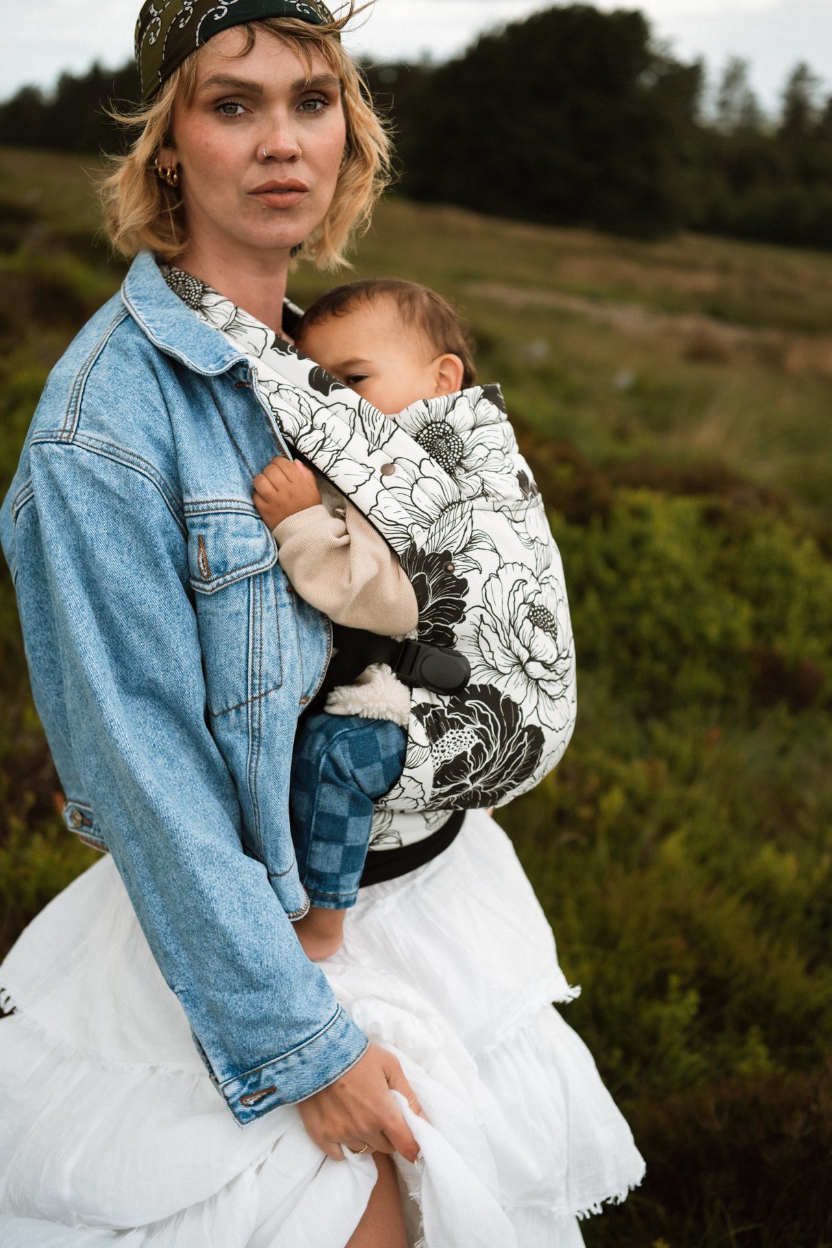 Nomad Pure Organic Baby Carrier - Urban Bloom