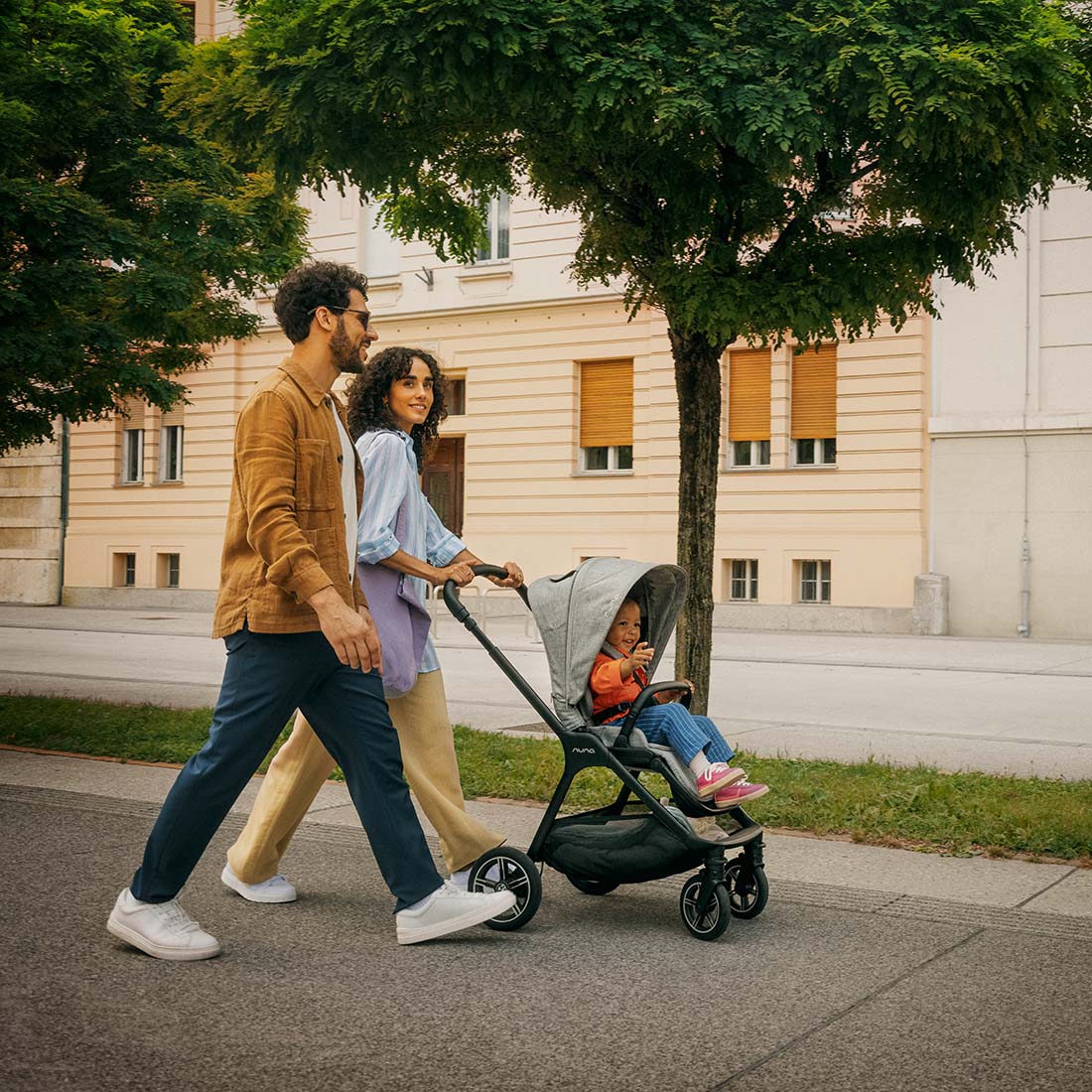 Nuna LYTL Infant Carrycot BMW Collection - Umber