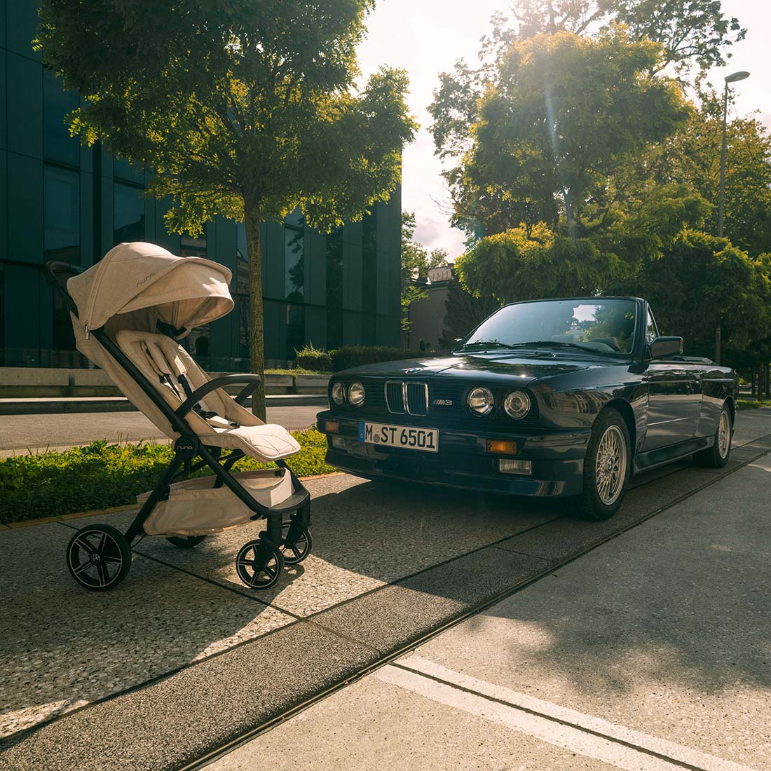 Nuna TRVL LX BMW Collection Compact Stroller with Raincover & Travel Bag - Mica