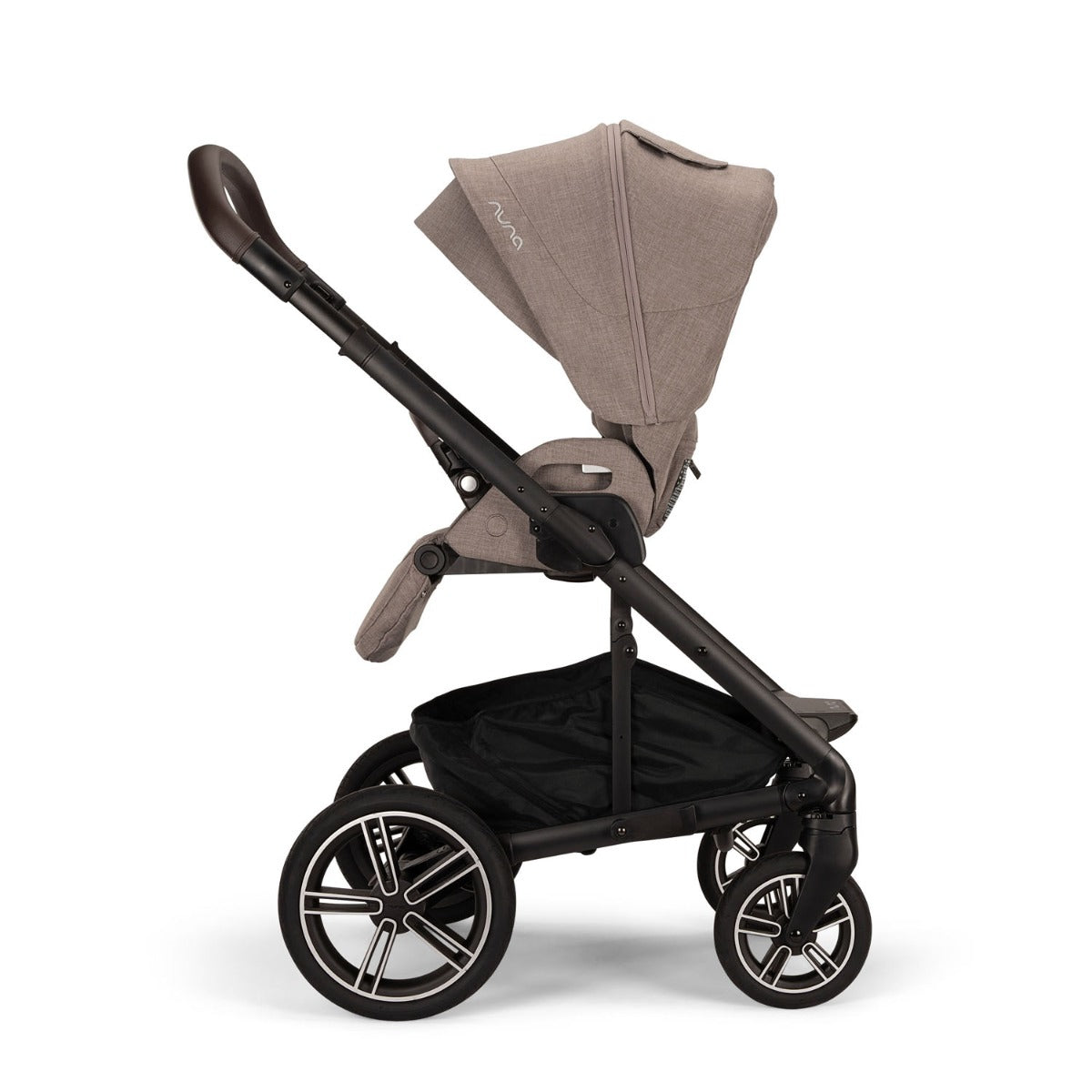 Nuna MIXX Next Pushchair + CARI Carrycot + BASE Next - Cedar