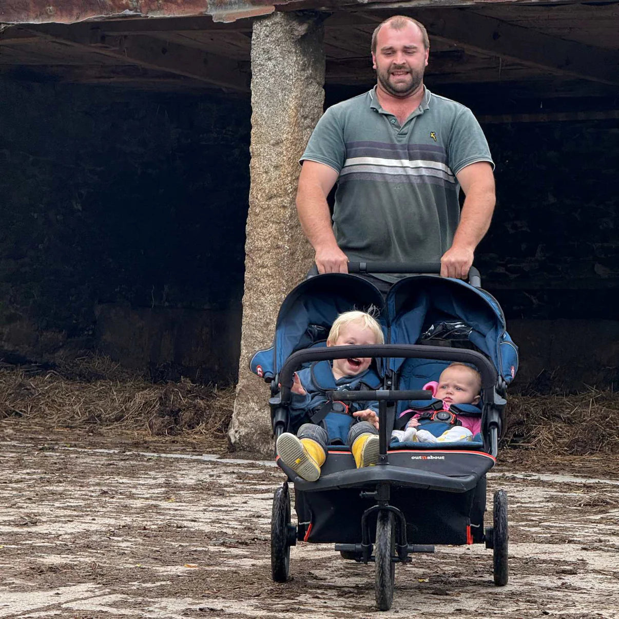 Out n About Nipper V6 Double Newborn & Toddler Bundle - Summit Black