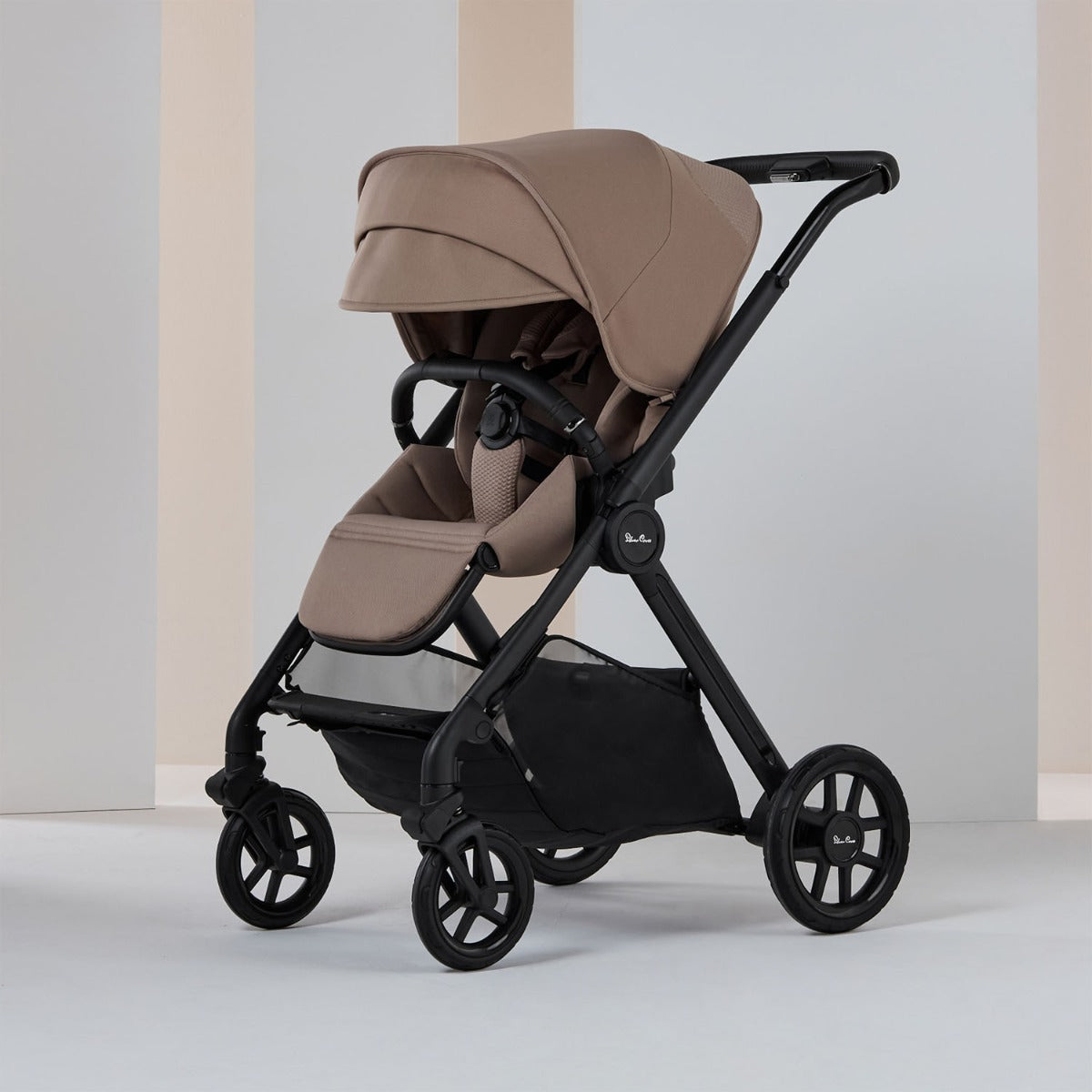 Silver Cross Reef 2 with First Bed Folding Carrycot and Accessory Bundle - Mocha