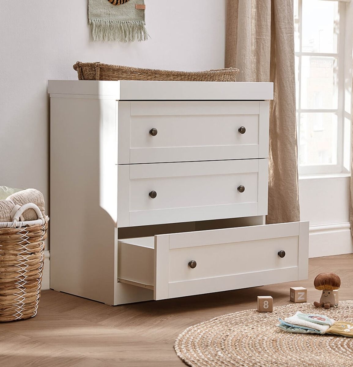 Silver Cross Bromley Dresser - White