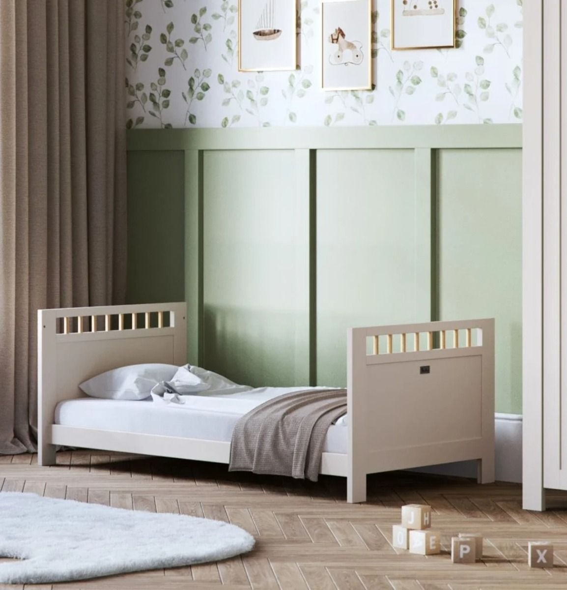 Silver Cross Seville Cot Bed - Cashmere Oak