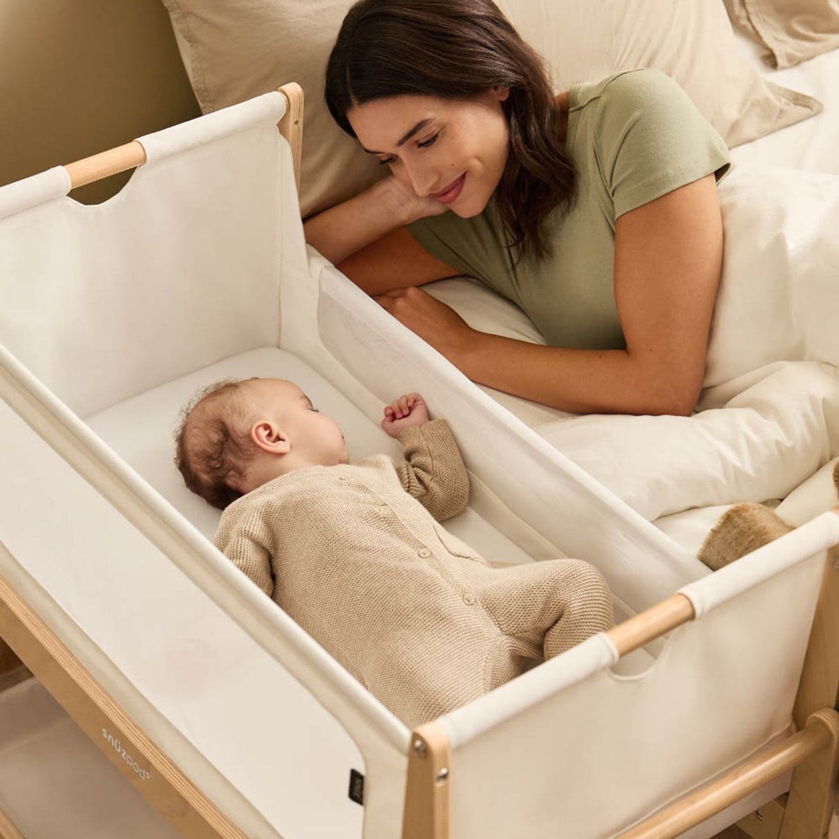 Snuzpod 5 Bedside Crib - Natural