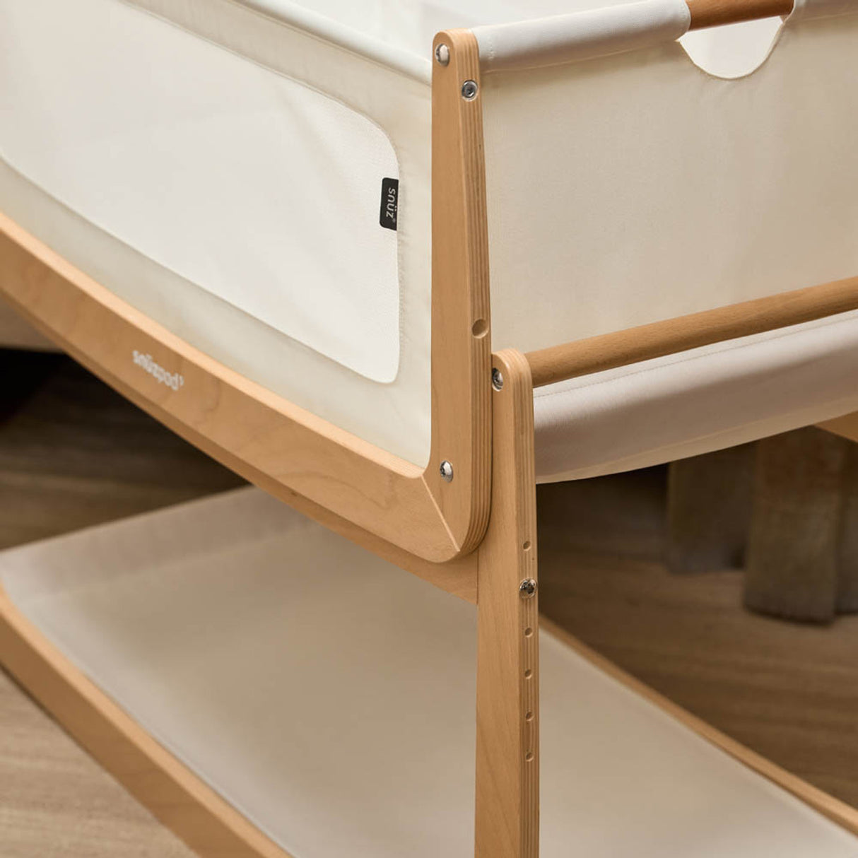 Snuzpod 5 Bedside Crib - Natural