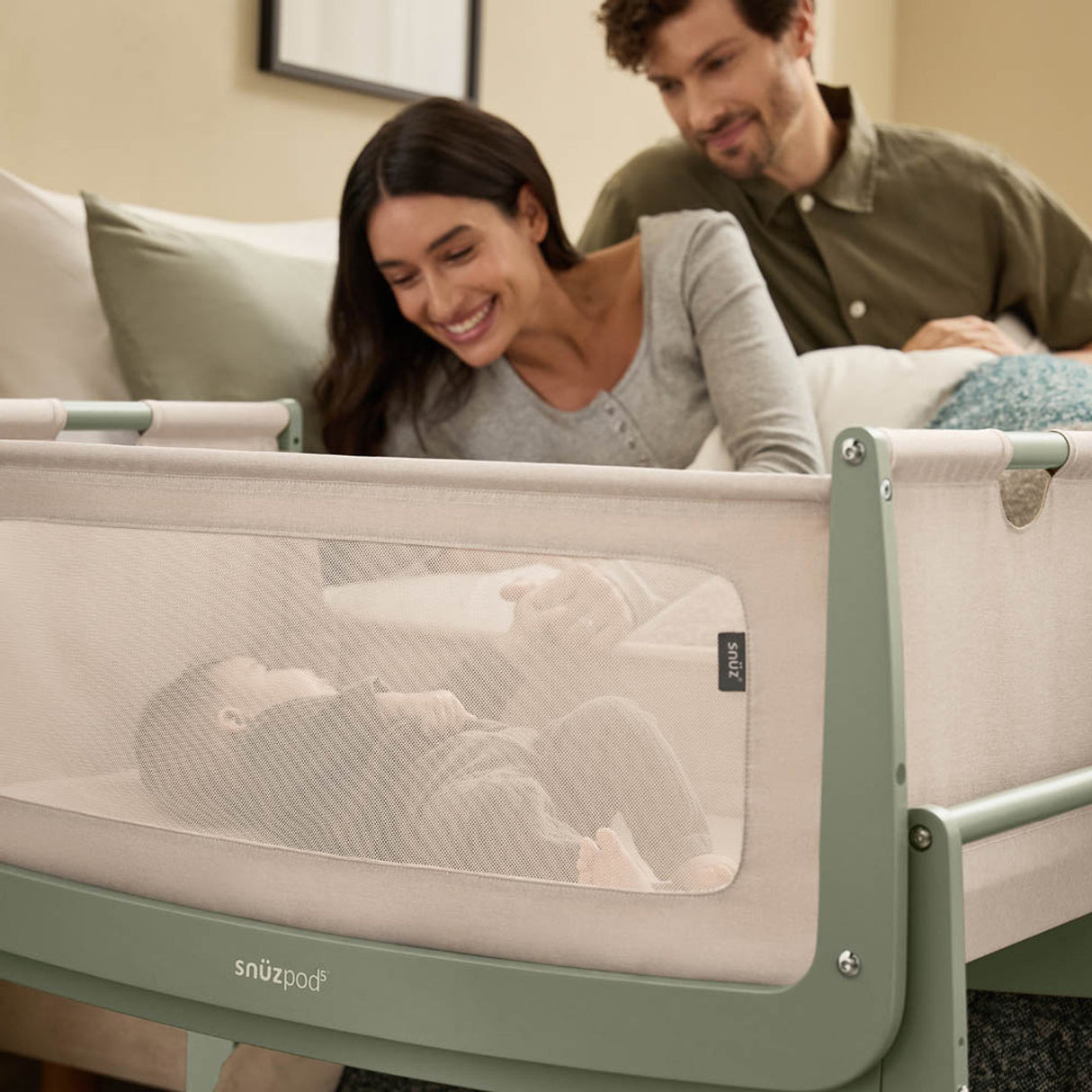 Snuzpod 5 Bedside Crib - Sage