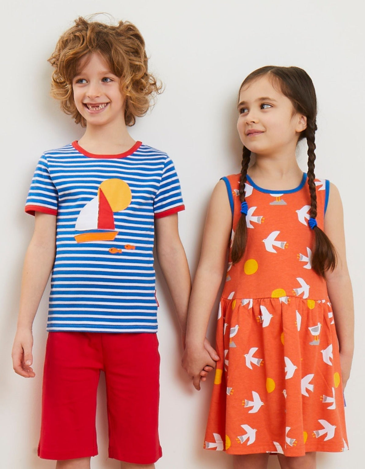 Toby Tiger Organic Sailboat Applique Short-Sleeved T-Shirt