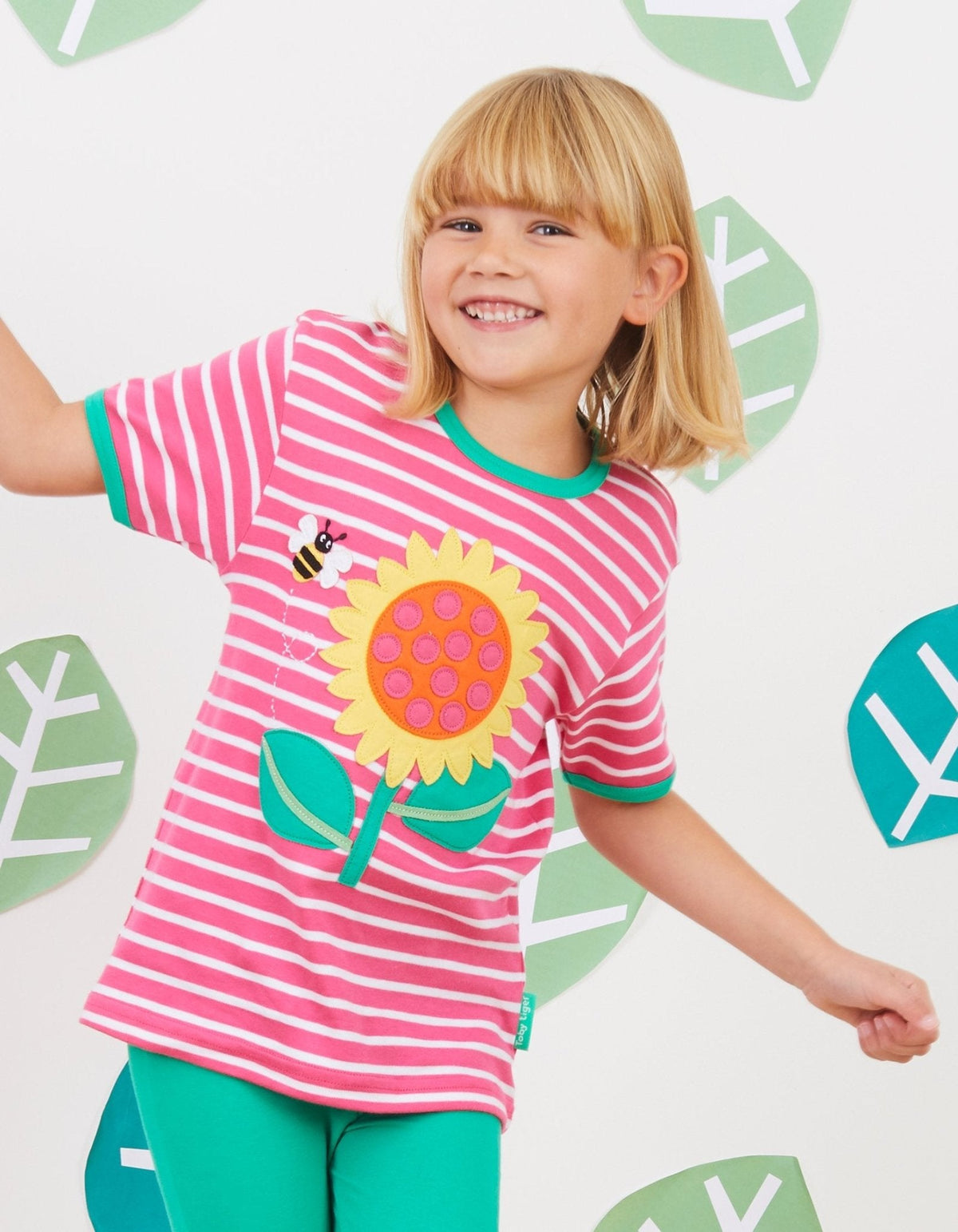 Toby Tiger Organic Sunflower Applique Short-Sleeved T-Shirt