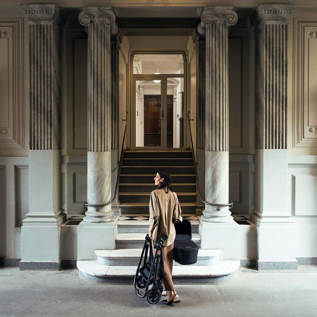 Nuna SWIV Next Stroller + LYTL Carrycot - Caviar