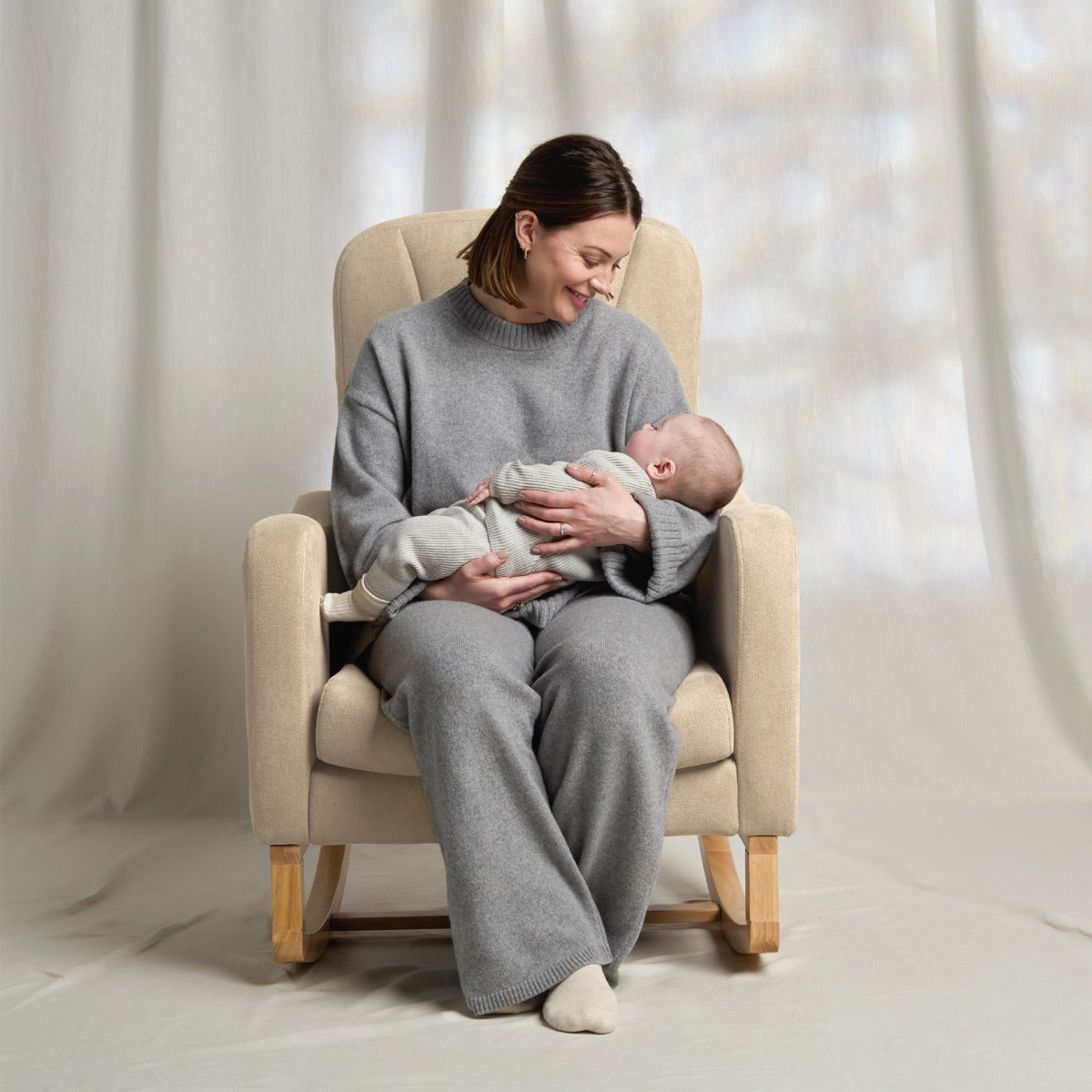 Silver Cross Carmel Nursing Chair - Almond/Cream