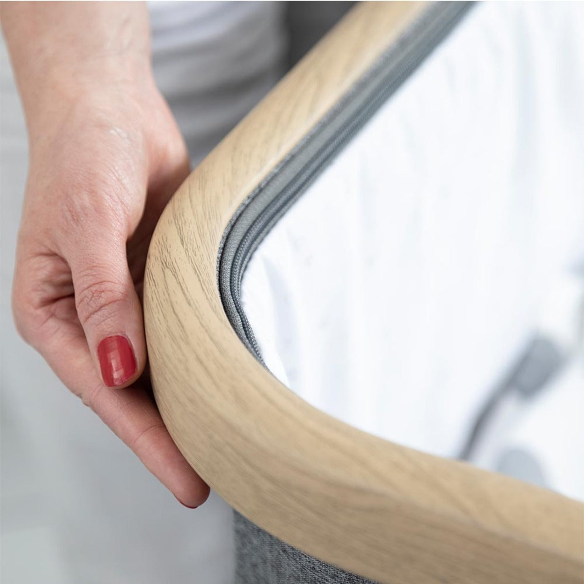 Tutti Bambini CoZee Bedside Crib - Oak and Charcoal