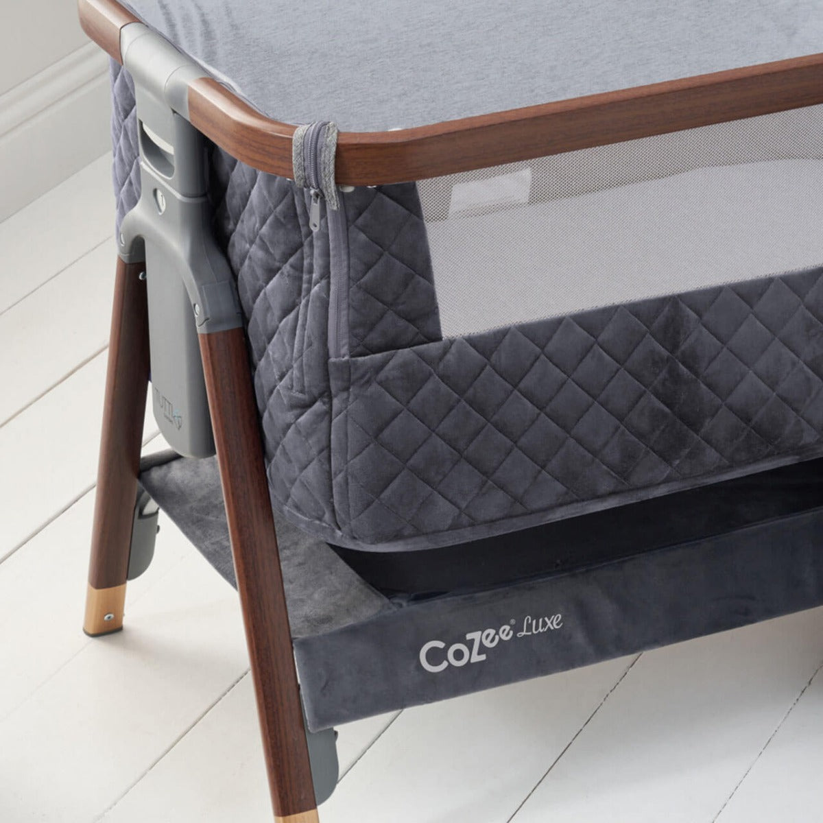 Tutti Bambini CoZee Luxe Bedside Crib - Walnut/Slate