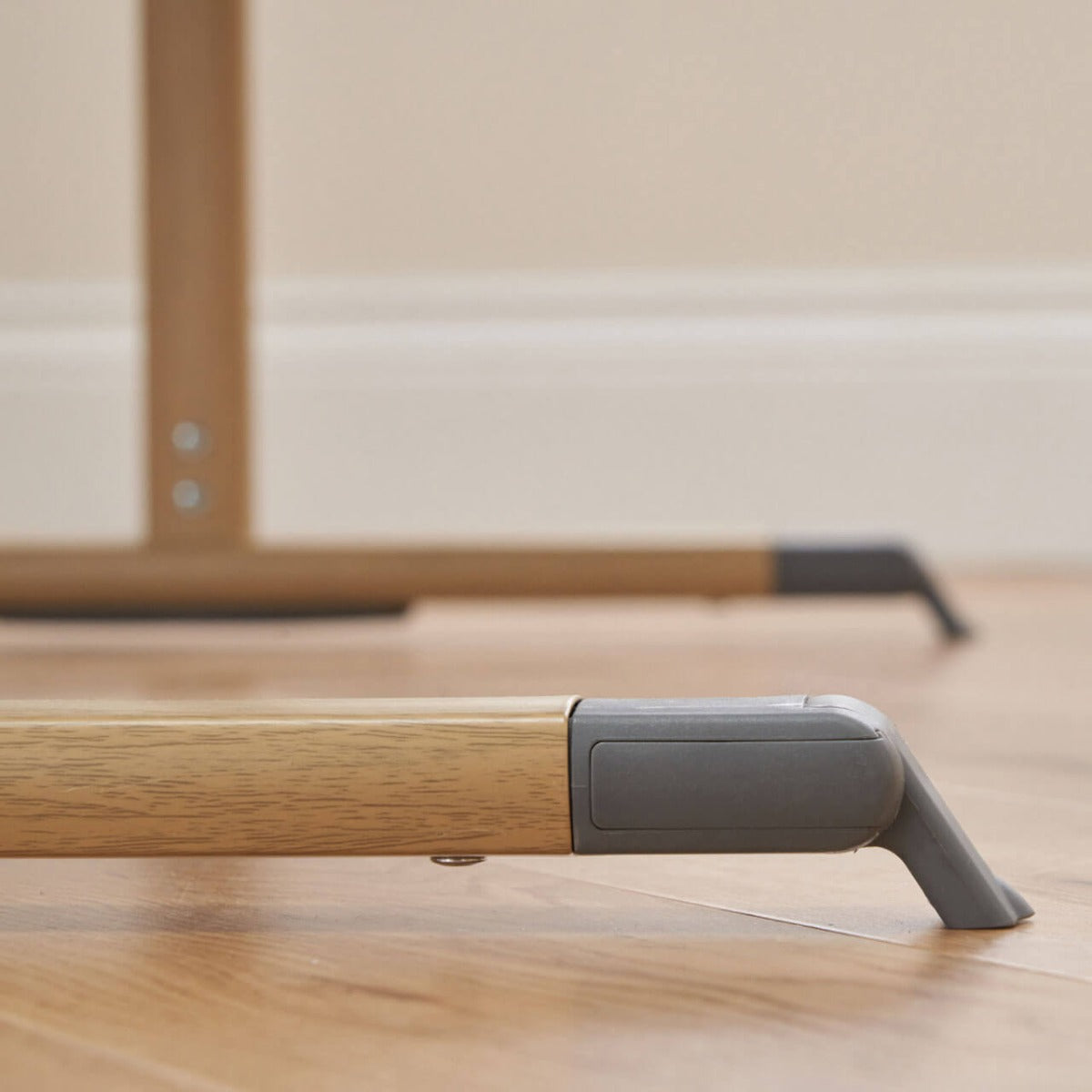 Tutti Bambini ZiZee Breathable Rocking Crib - Oak/Charcoal