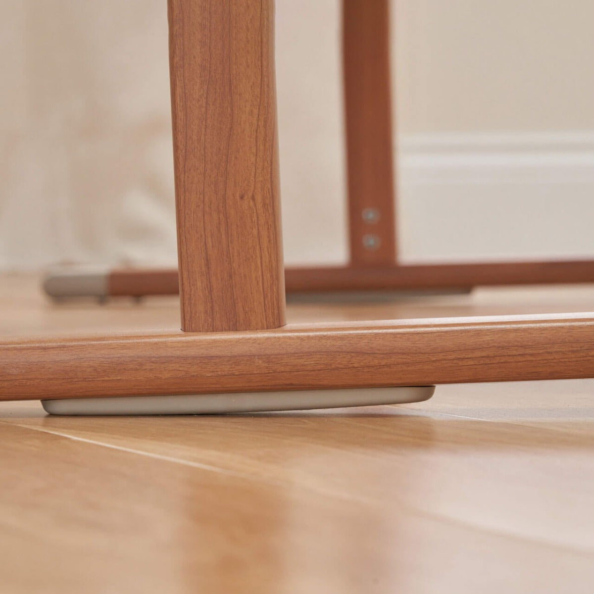 Tutti Bambini ZiZee Breathable Rocking Crib - Scandinavian Walnut/Ecru