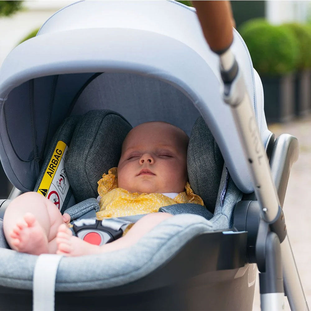 UPPAbaby Mesa i-Size Car Seat + IsoFix Base - Emmett 3