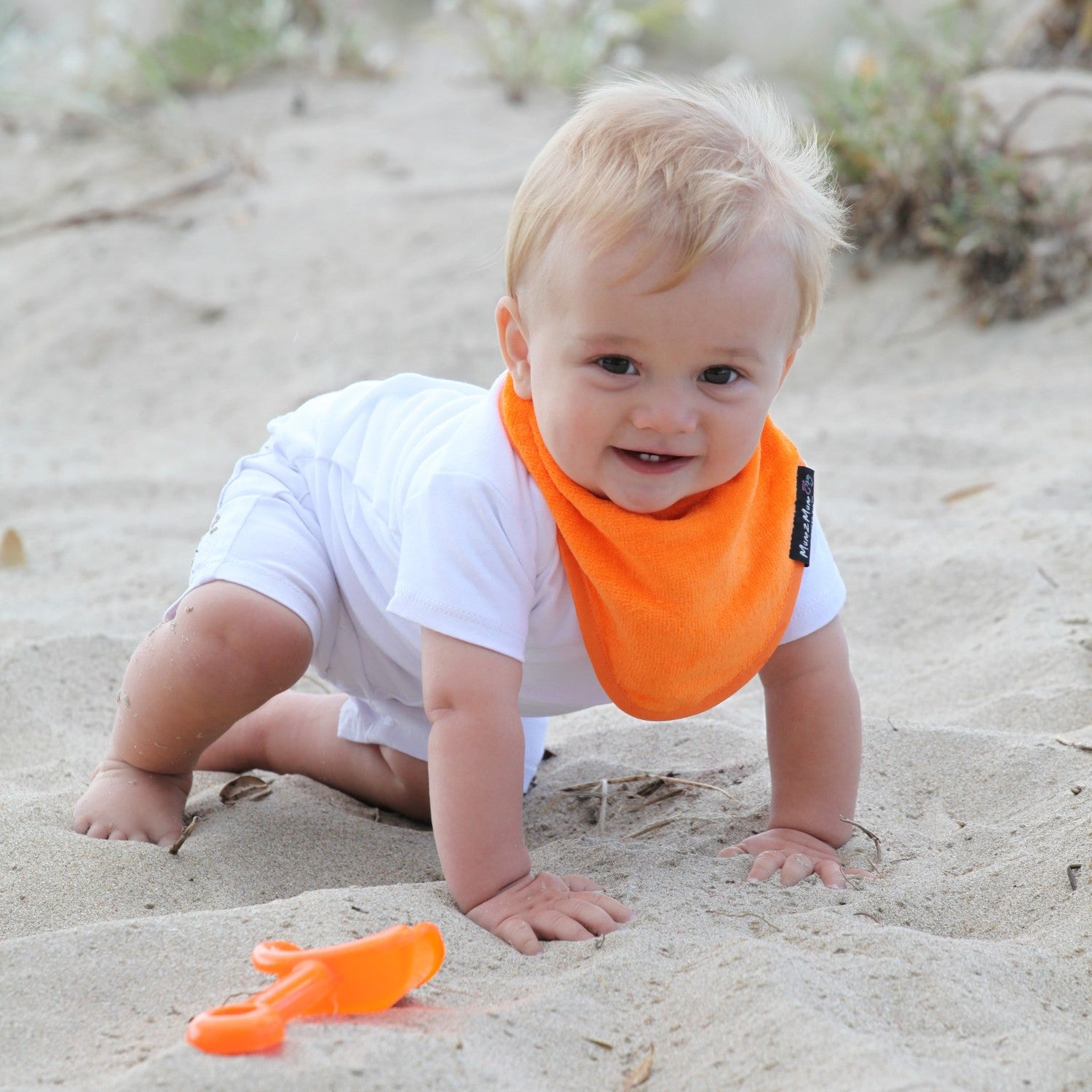 Mum 2 Mum Bandana Style Wonder Bib - Orange