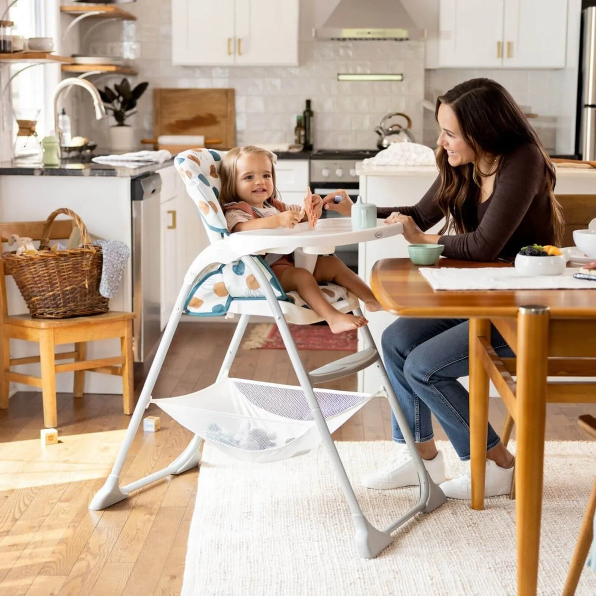 Graco Snackease Quick Folding Highchair - Organza