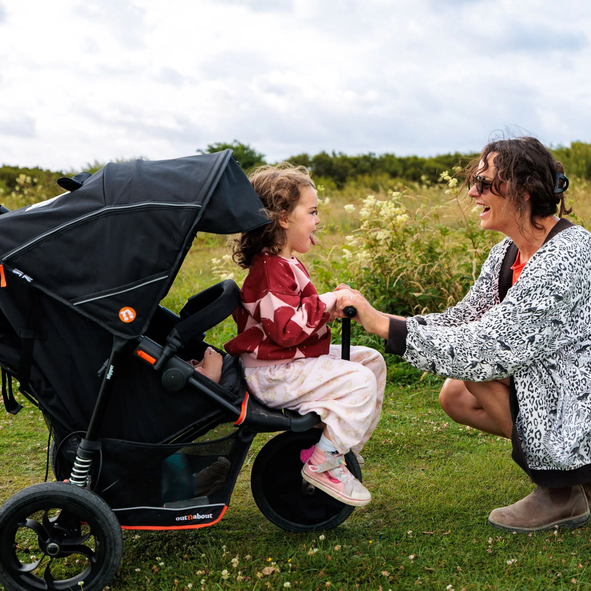 Out n About Nipper V6 Single Pushchair - Summit Black