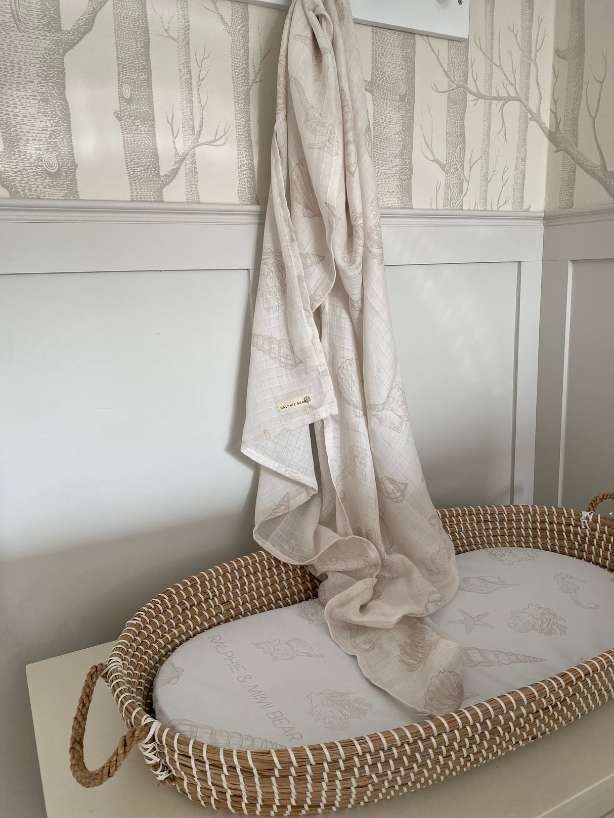 Seashell Large Swaddle Muslin
