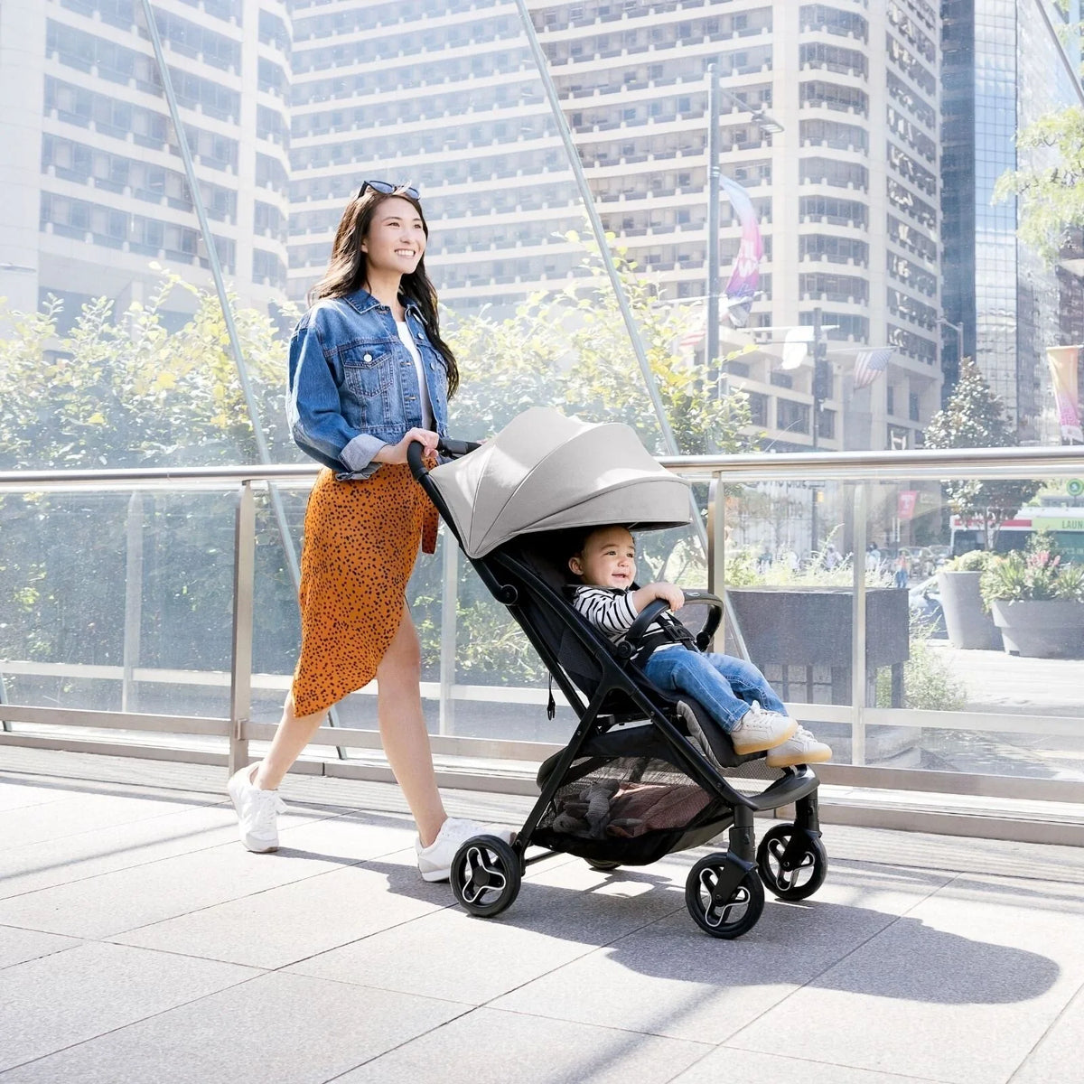 Graco Myavo Quick-folding Lightweight Travel Stroller - Steeple Grey