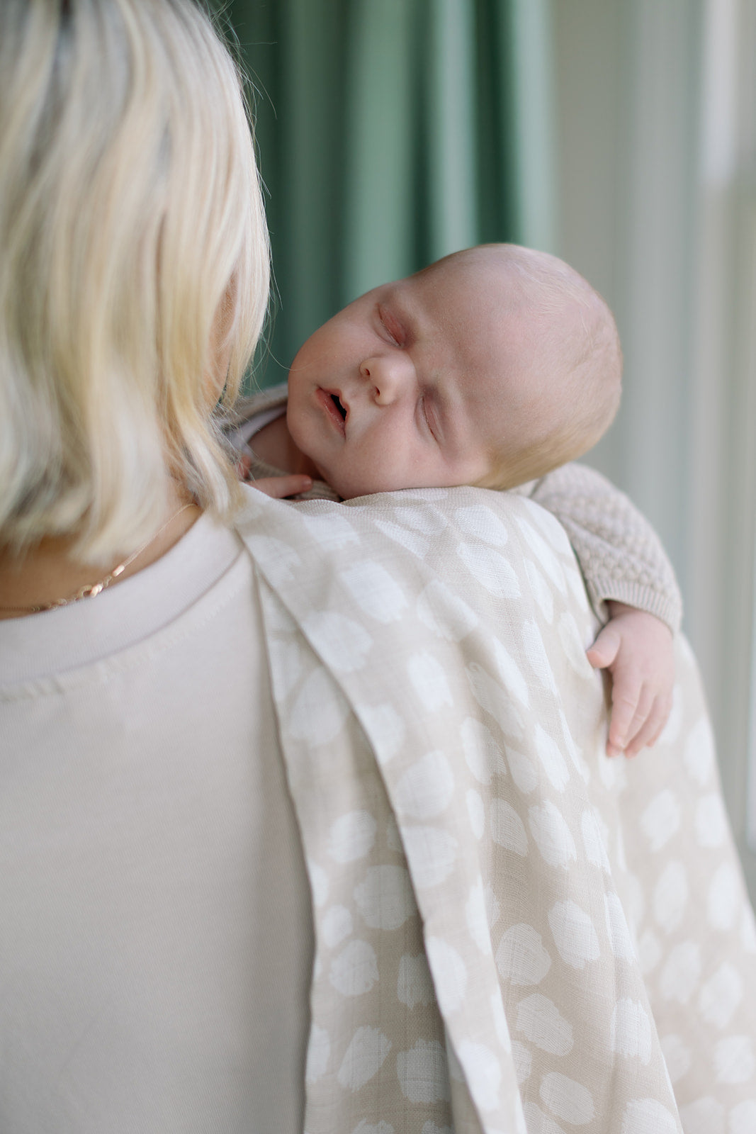 Scallop Large Swaddle Muslin