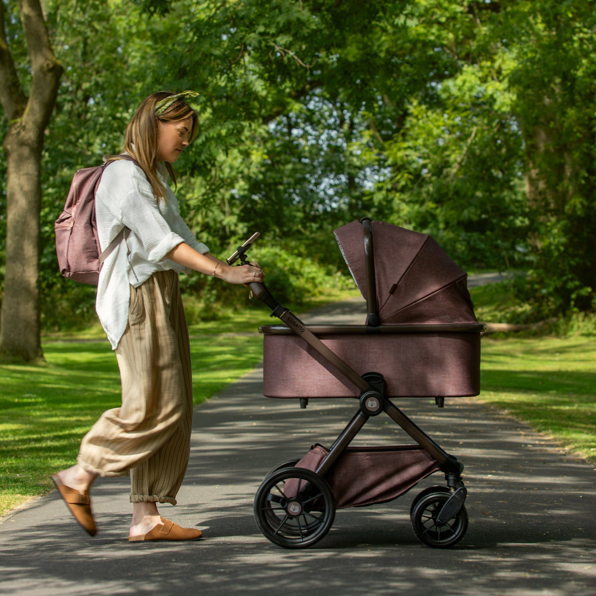 Cosatto Giggle 4 Special Edition Pram and Accessory Bundle - Bear Hug