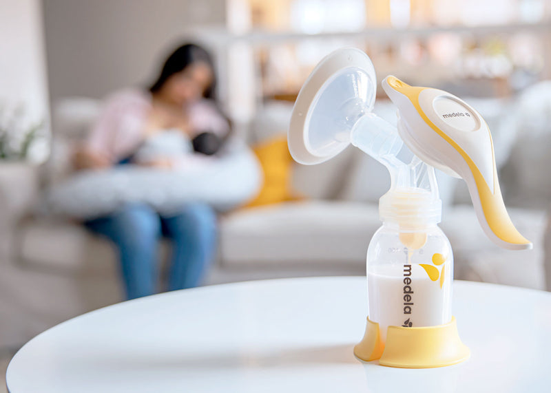 Medela Harmony Essentials Pump & Feed Pack